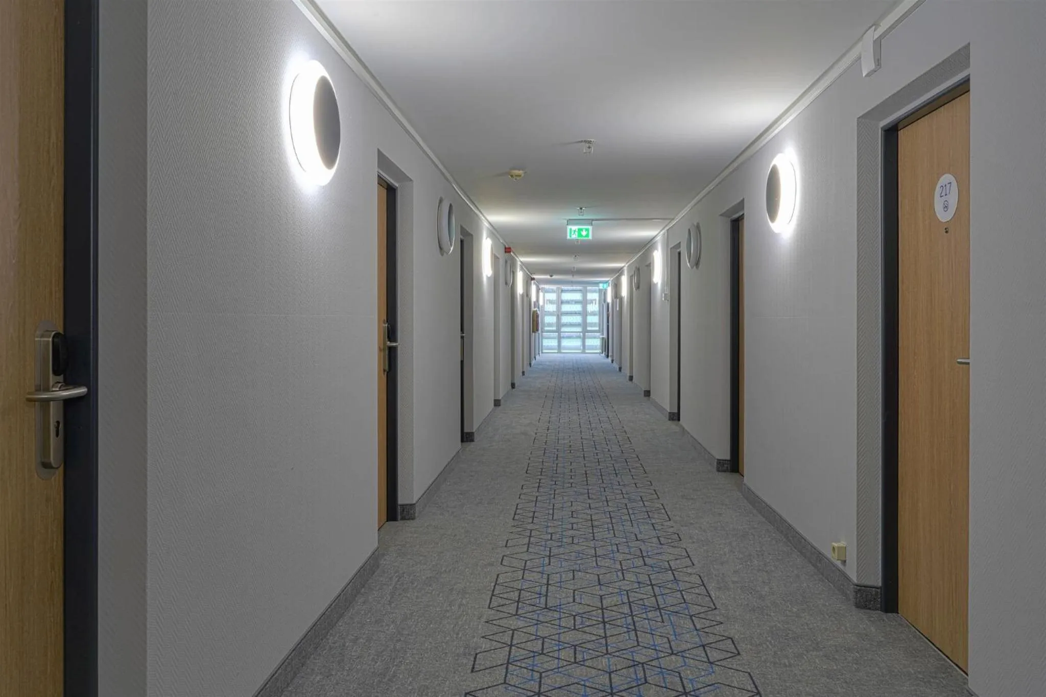 Lobby or reception in Holiday Inn Express Dresden Zentrum by IHG