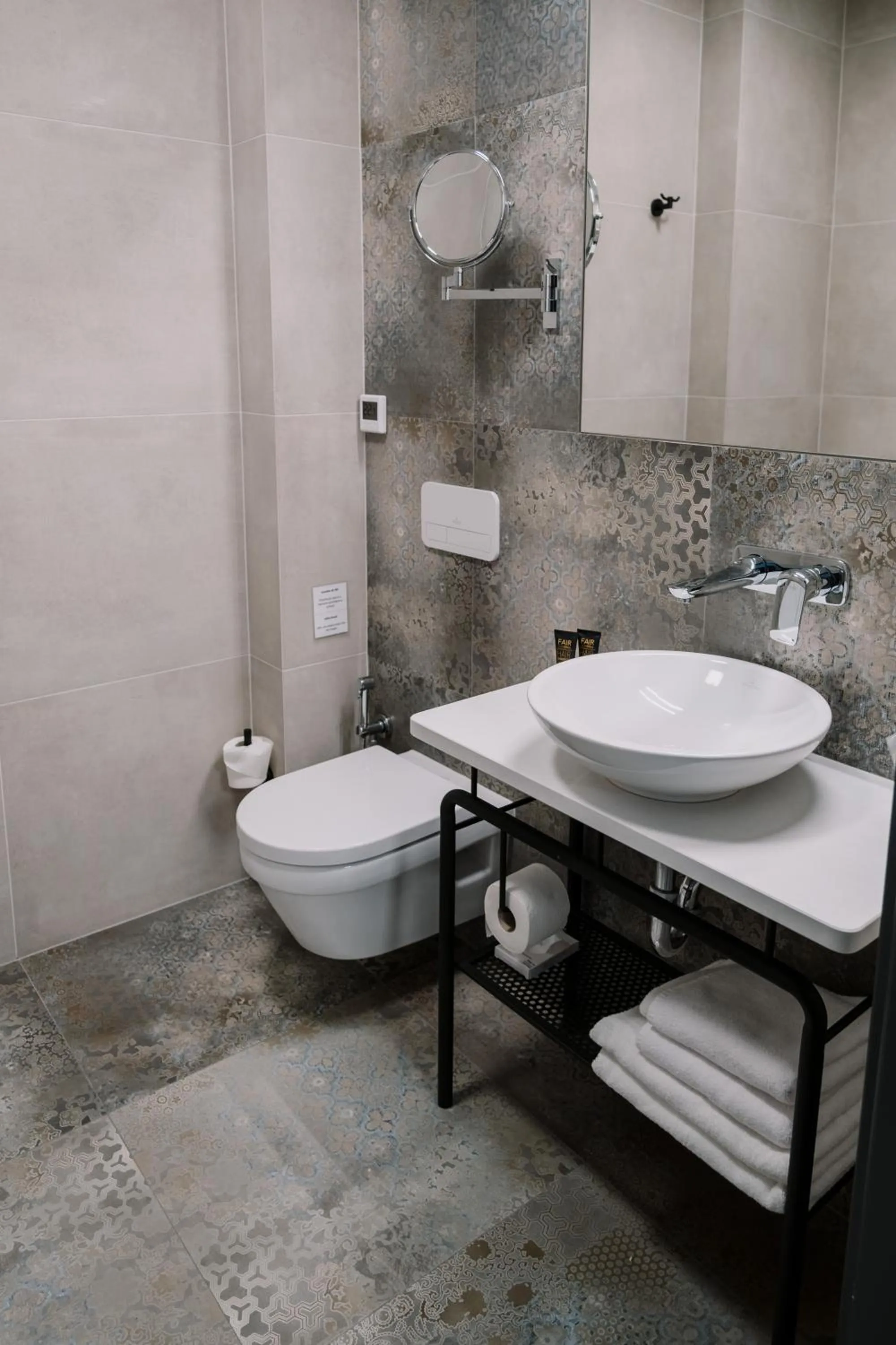 Toilet in DReAM Boutique Residence