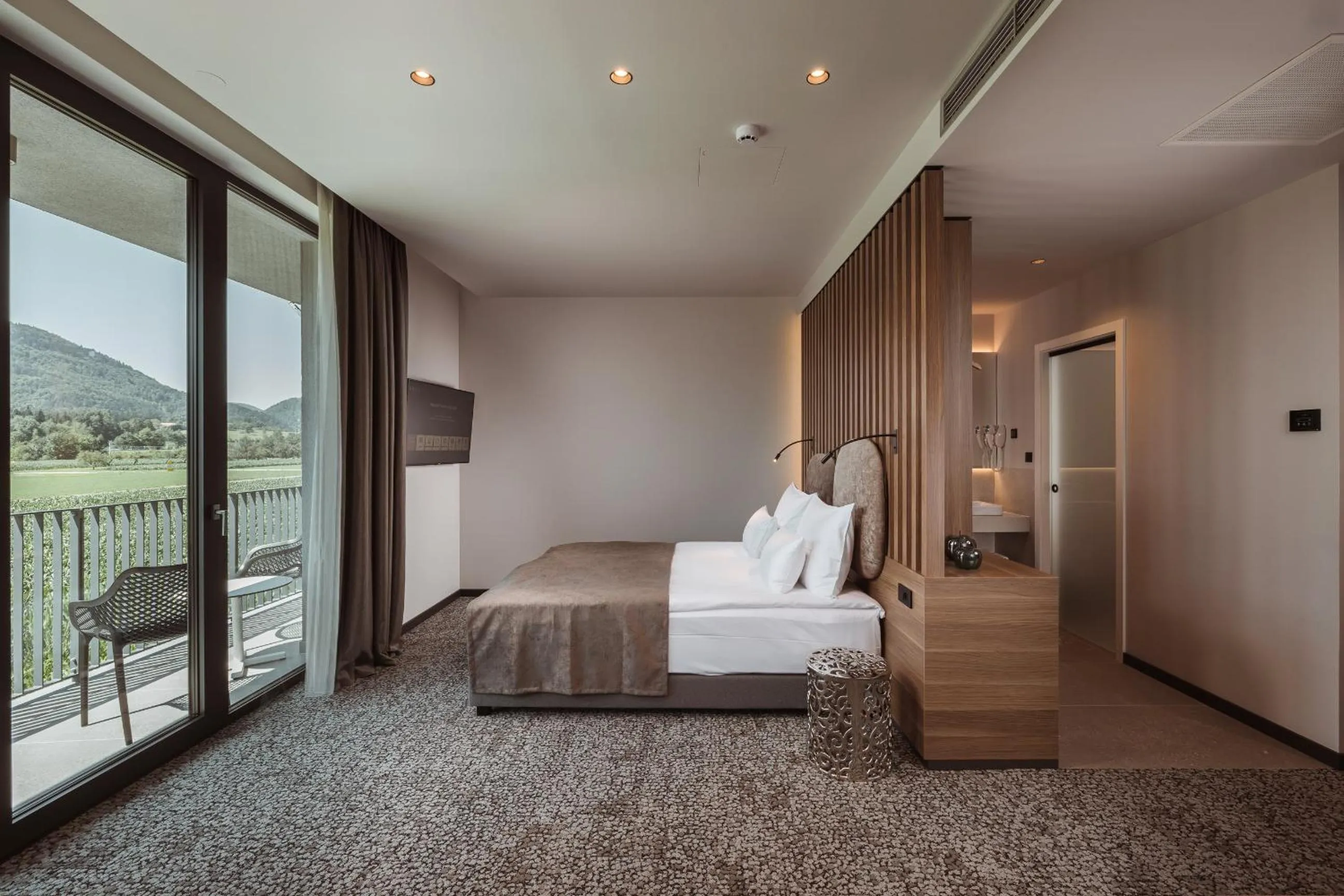 Photo of the whole room, Bed in Hotel Grof