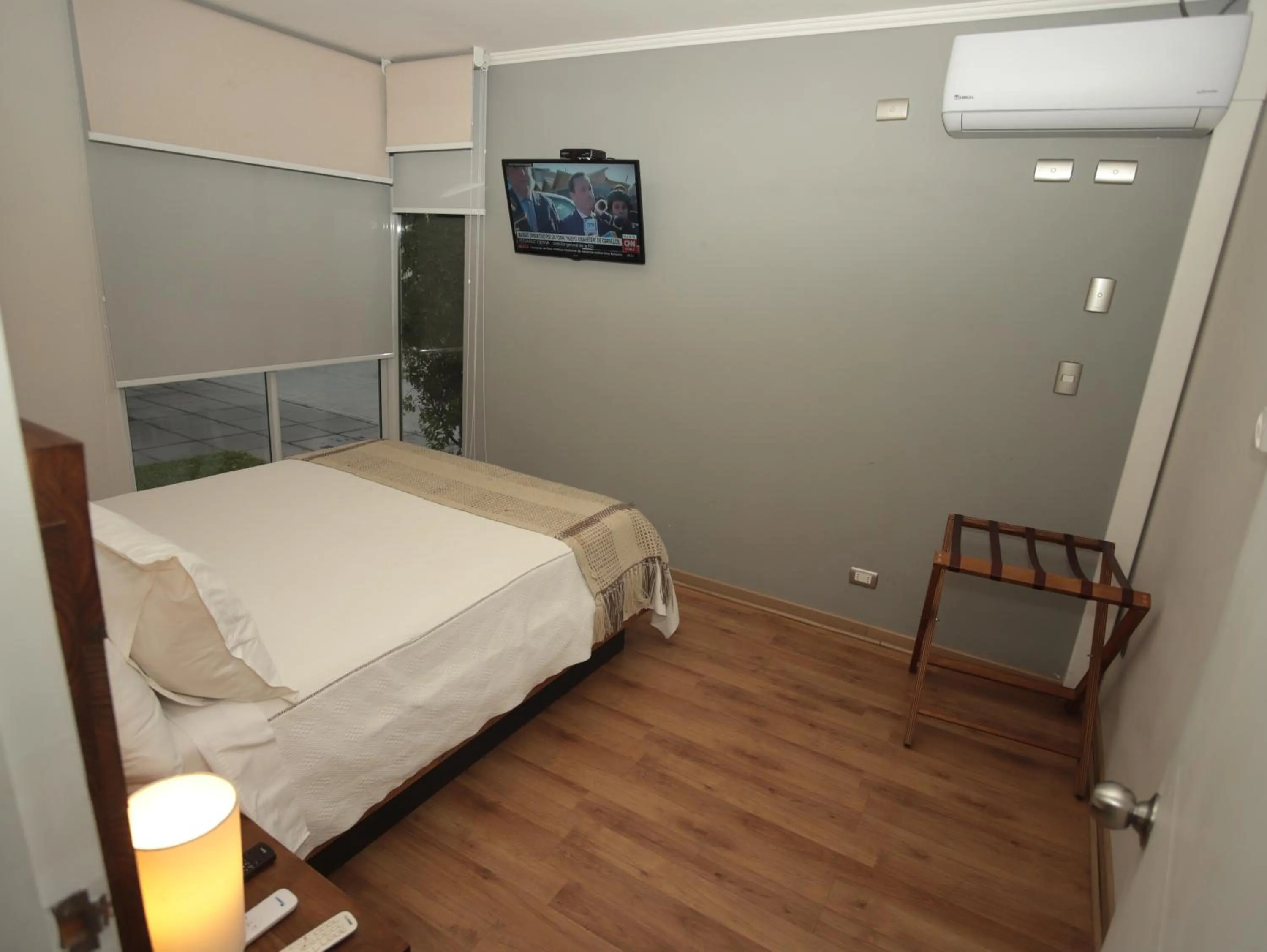 Bed in De Triana Hotel