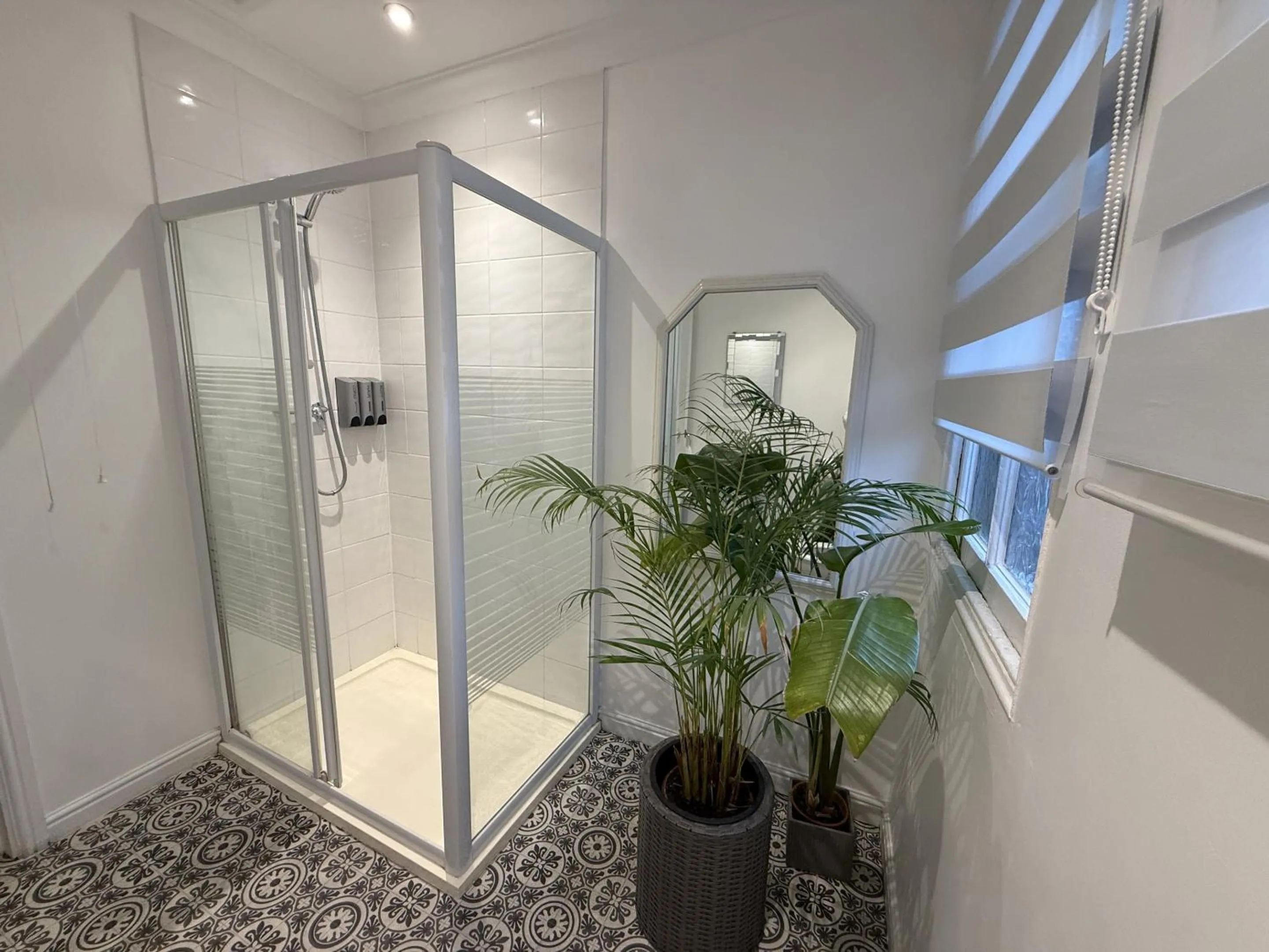 Bathroom in Central Hotel