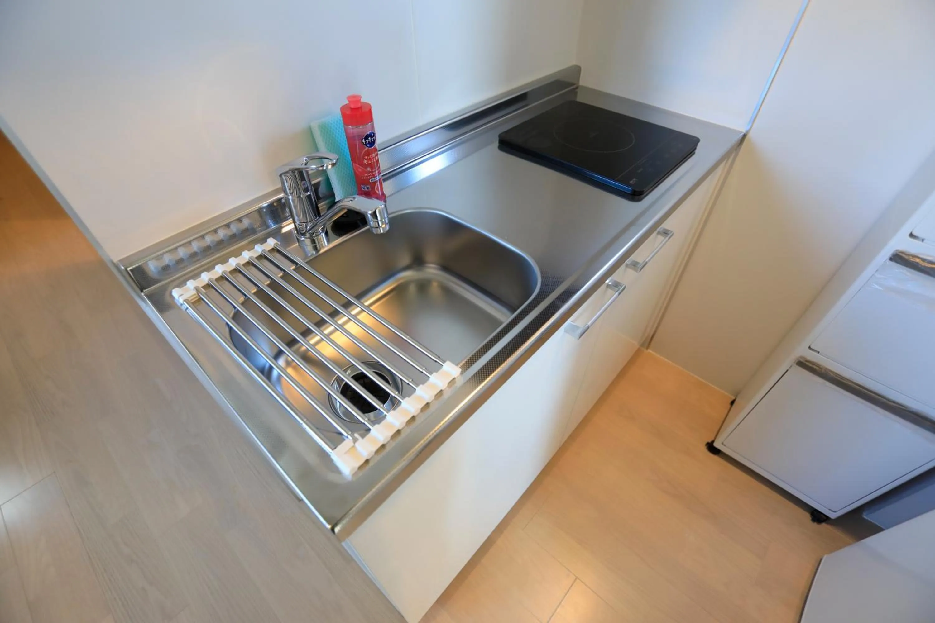 Kitchen or kitchenette in Laffitte Tokyo WEST