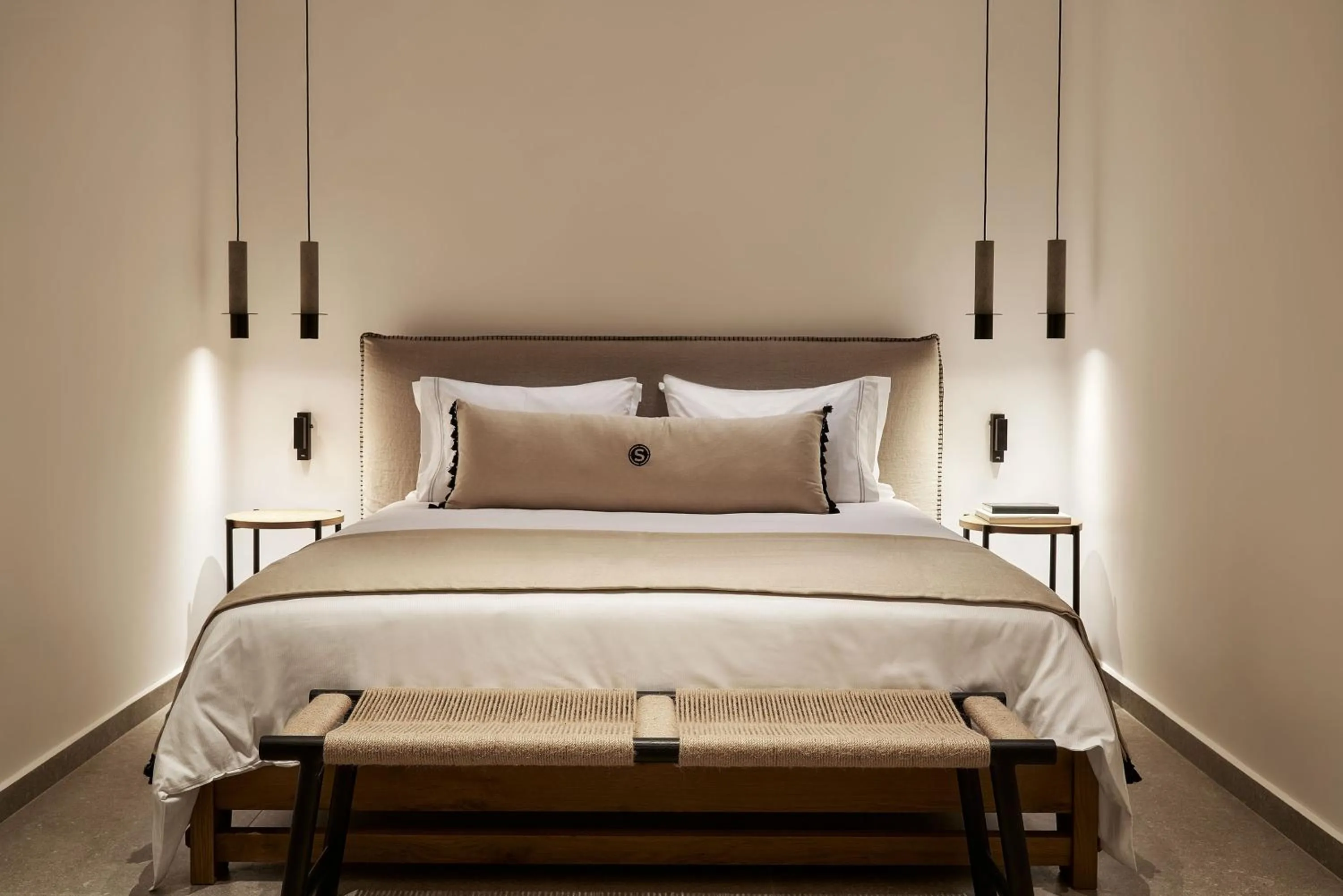 Bed in SantAnna Luxury Suites