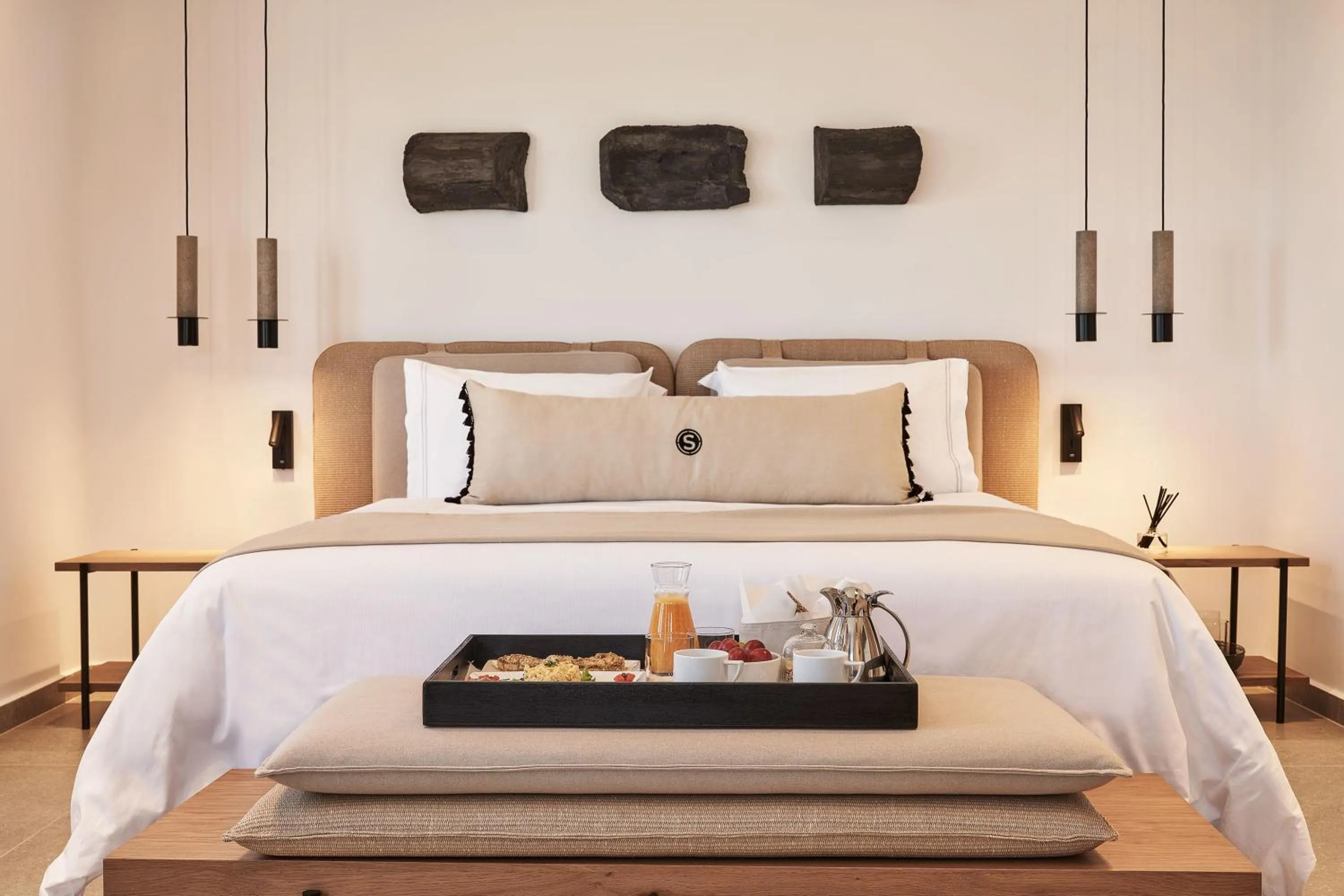 Bed in SantAnna Luxury Suites