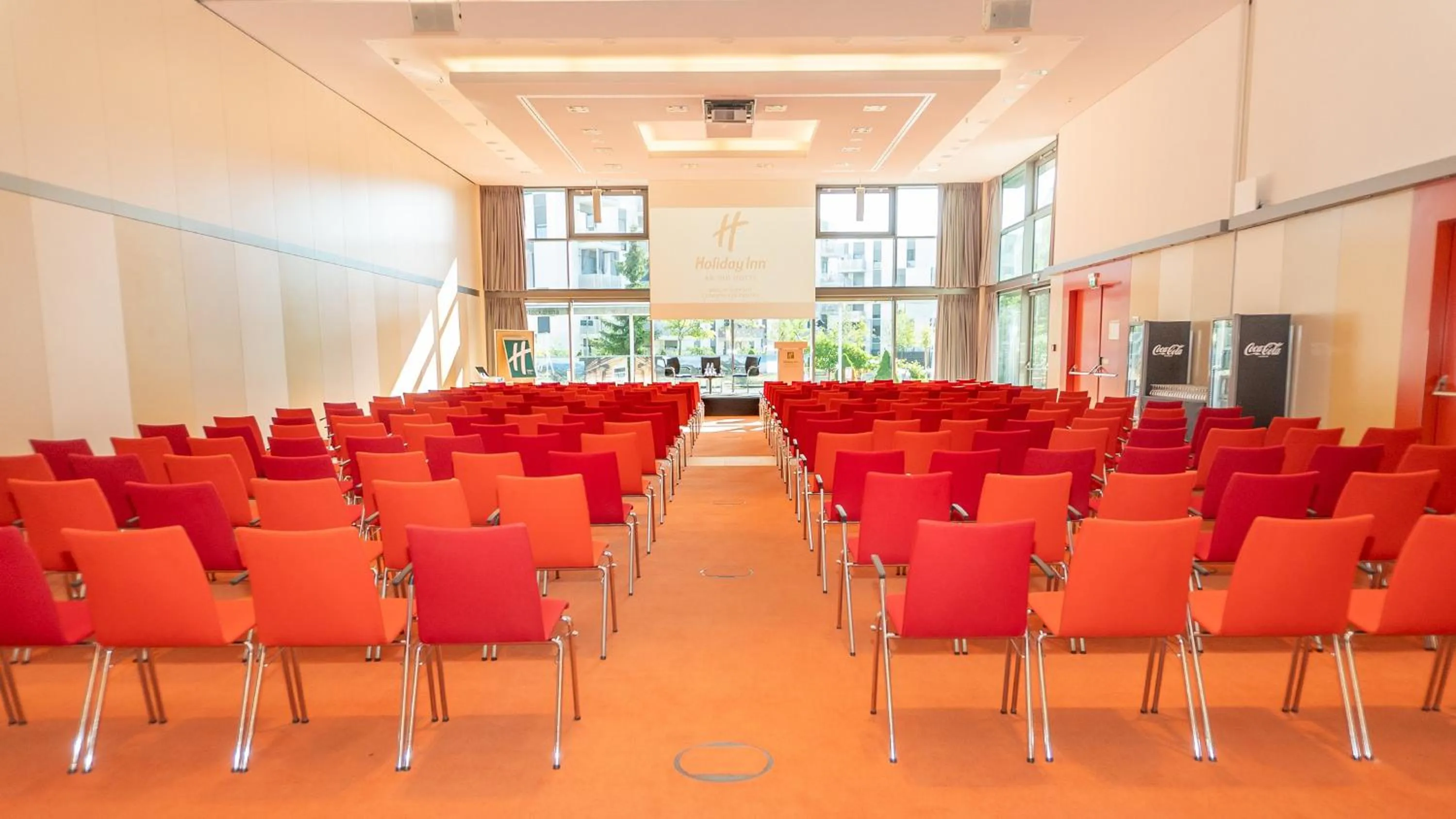 Meeting/conference room in Holiday Inn Berlin Airport - Conference Centre by IHG