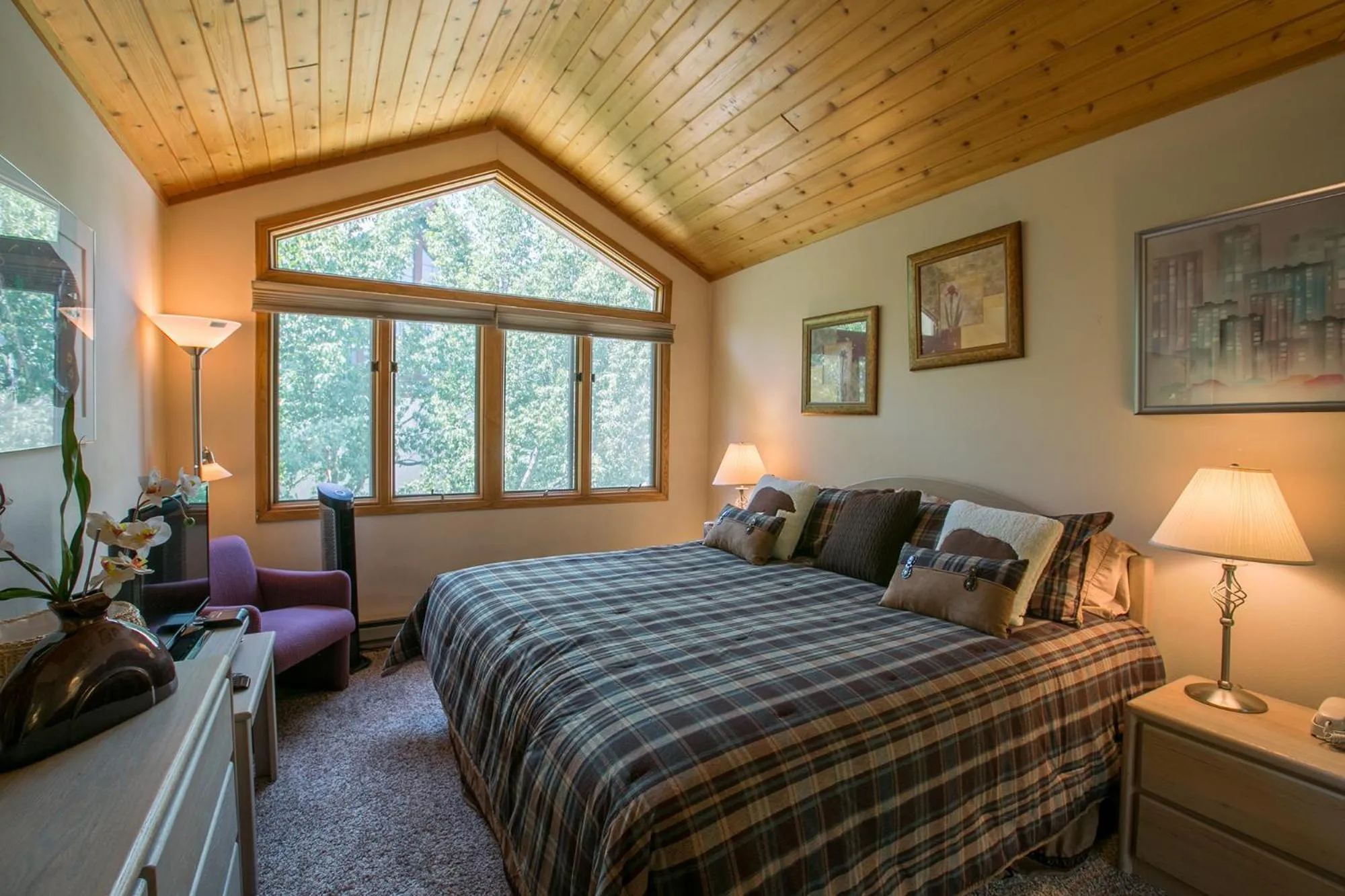 Bed in Townsend Place