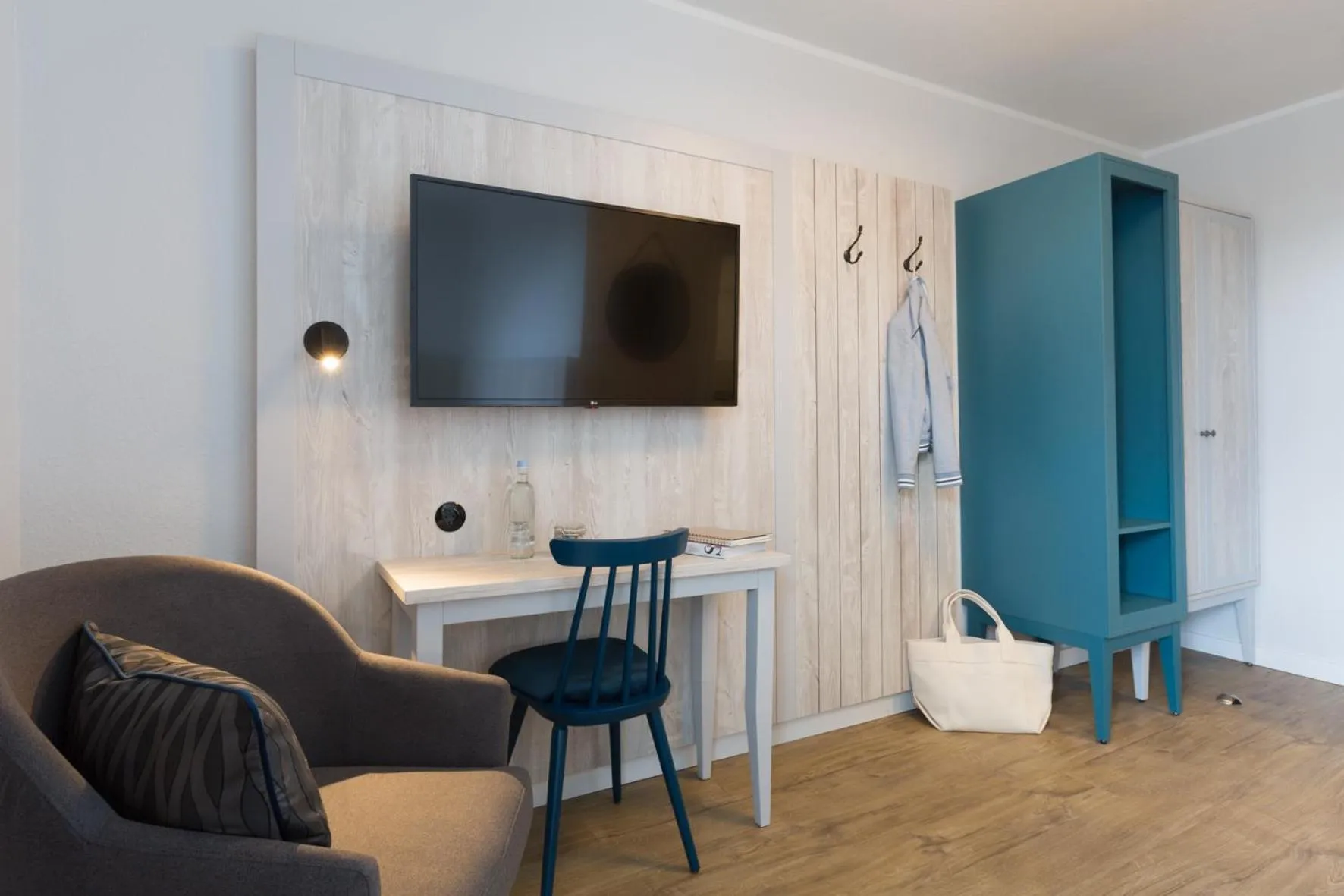 Photo of the whole room in Koopmanns Hotel und Lädchen