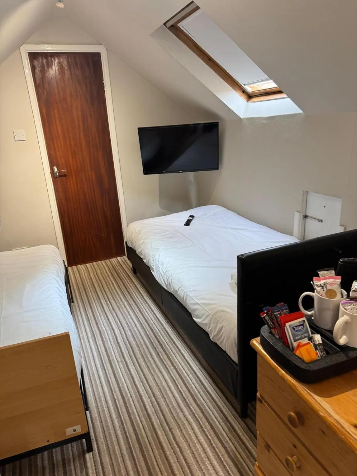 Bedroom, Bed in The Dormy House Hotel