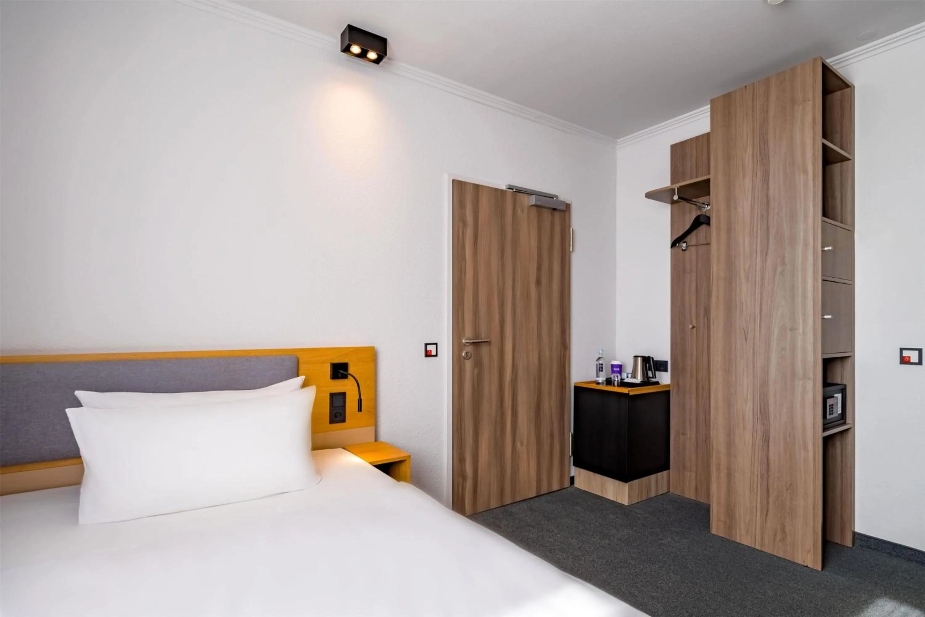 Bed in Spark by Hilton Wuppertal City Centre