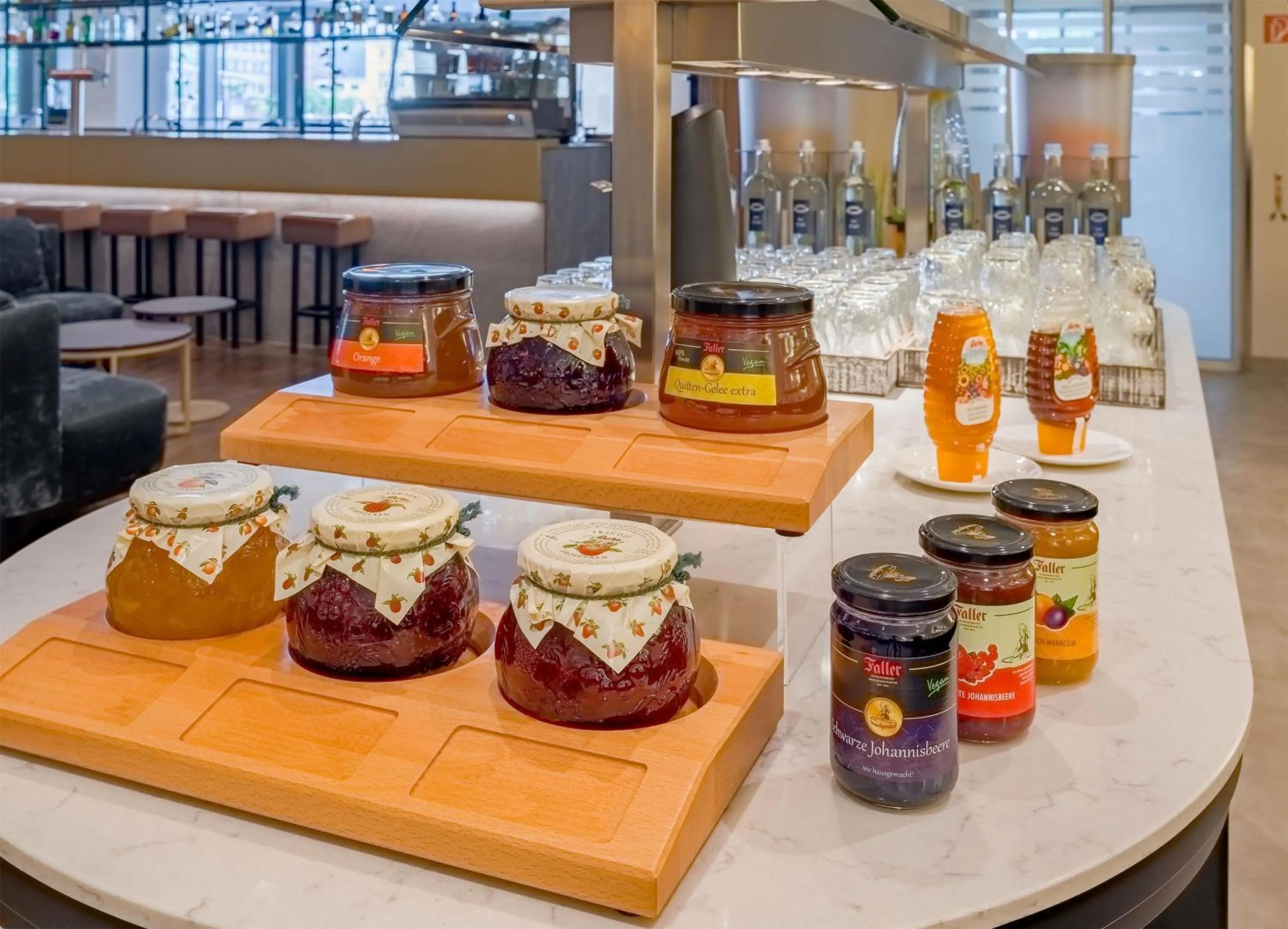 Breakfast in Spark by Hilton Wuppertal City Centre