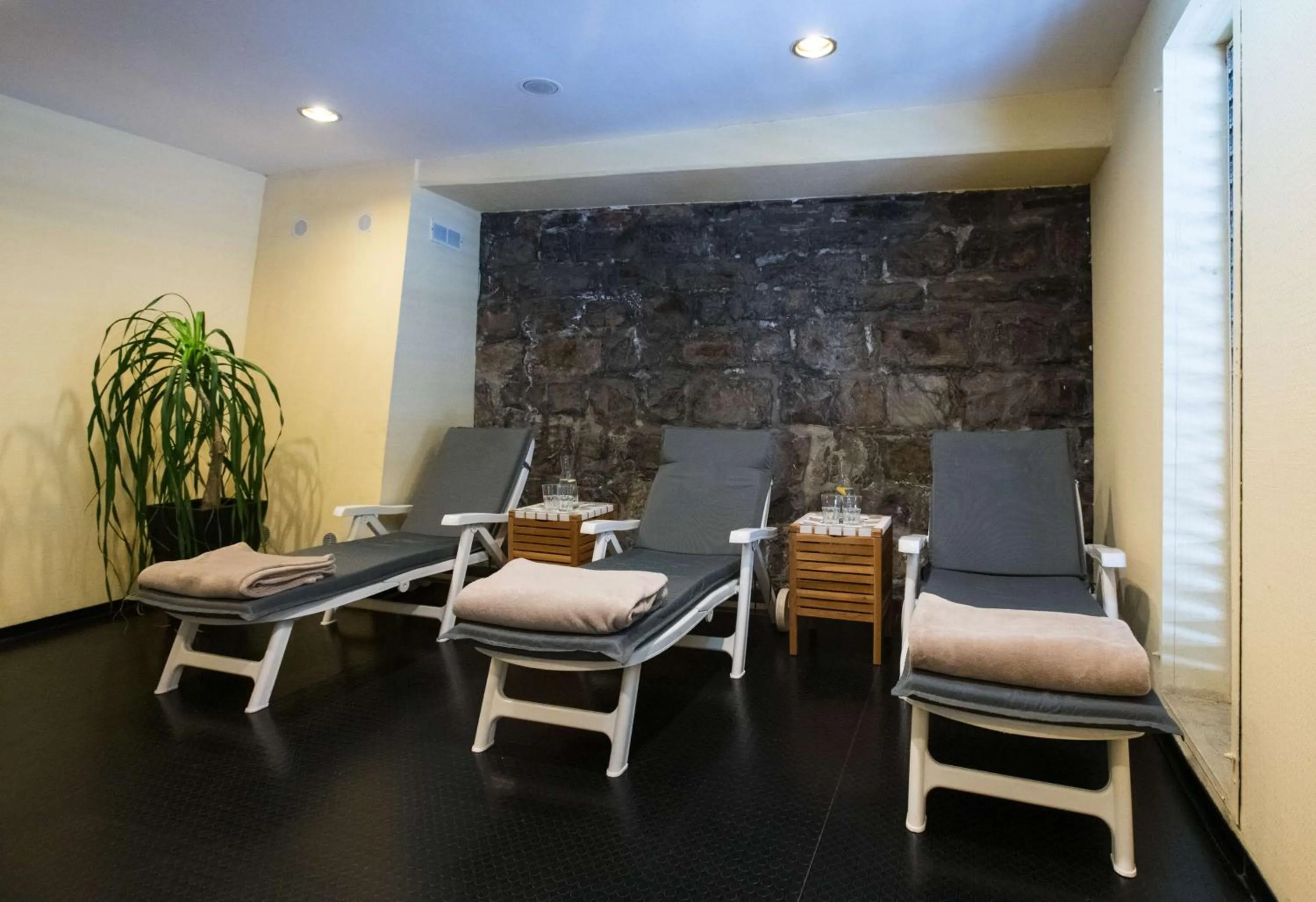 Spa and wellness centre/facilities in Flemings Hotel Wuppertal-Central