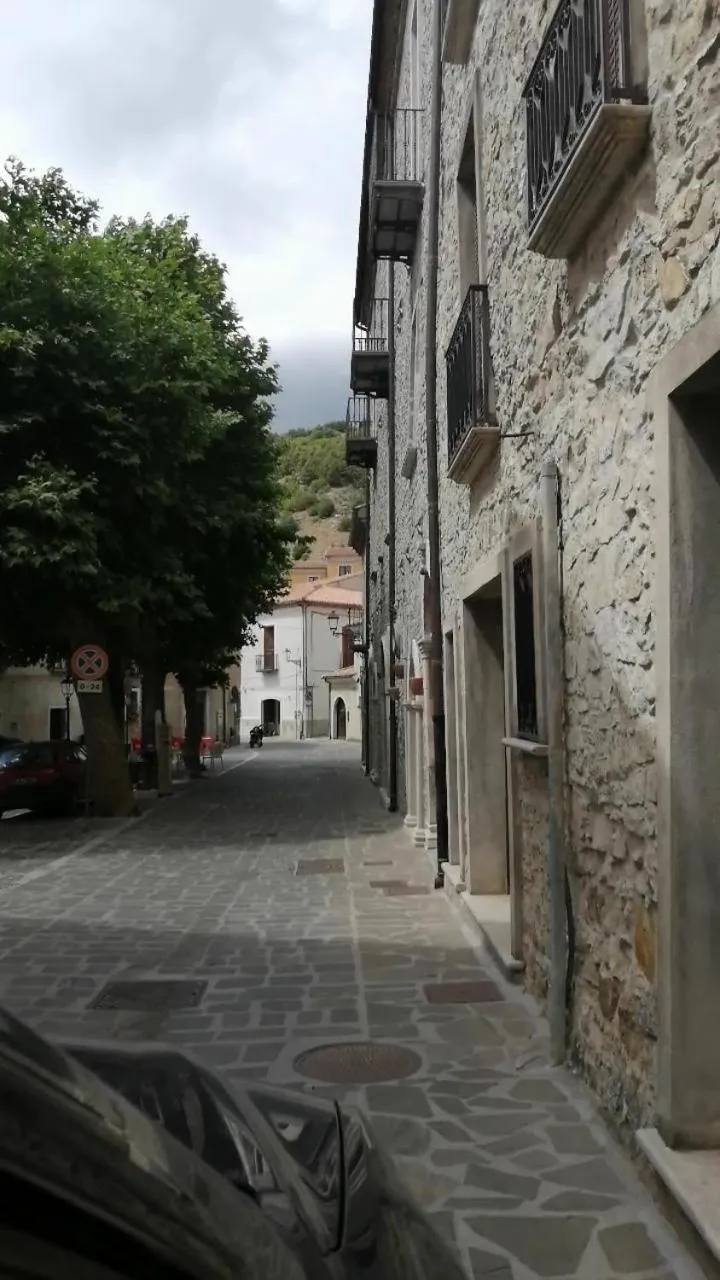 Neighbourhood in B&B Petra Castalda