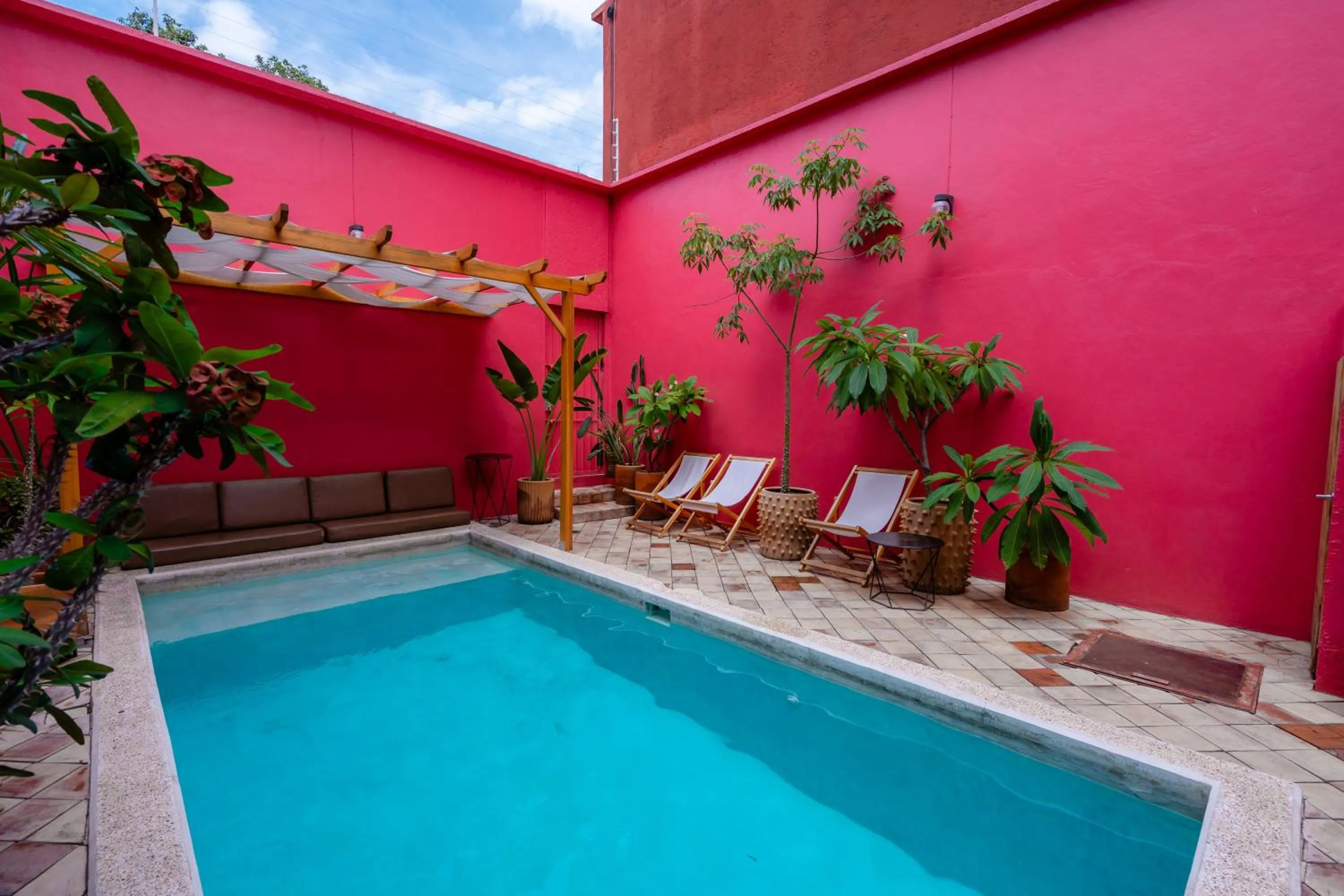 Swimming pool in Hotel Casa de Arte Oaxaca