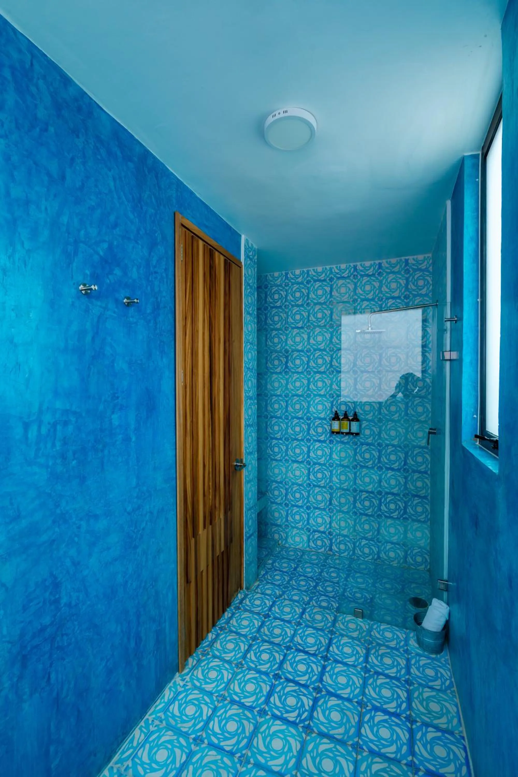 Shower in Hotel Casa de Arte Oaxaca