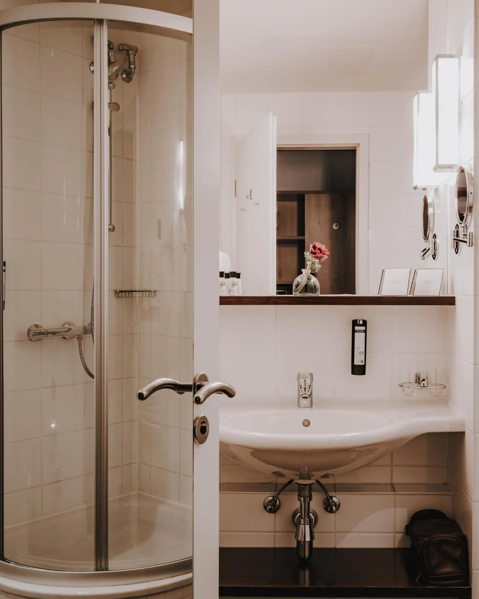 Bathroom in ABION Spreebogen Waterside Hotel Berlin