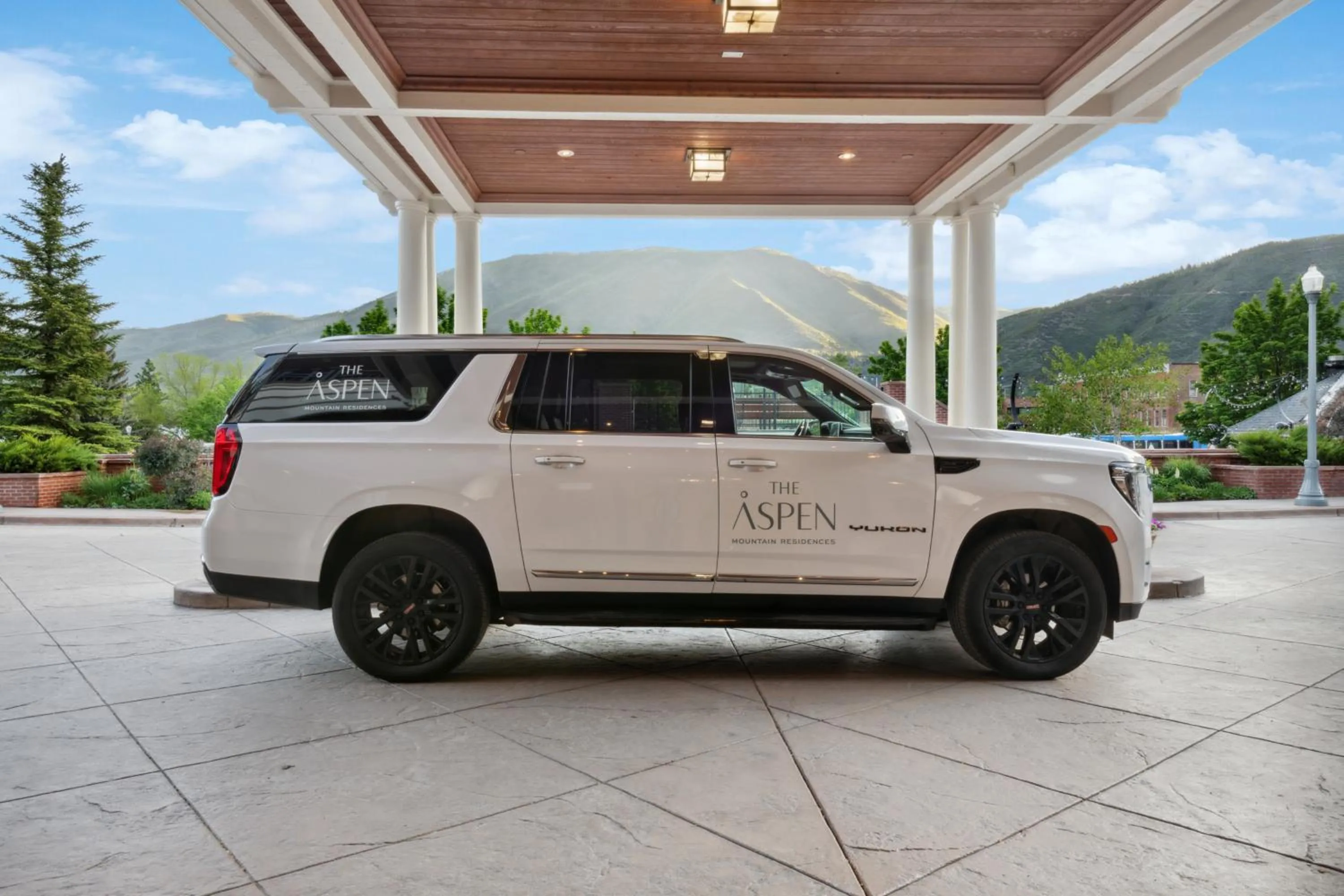 shuttle in The Aspen Mountain Residences