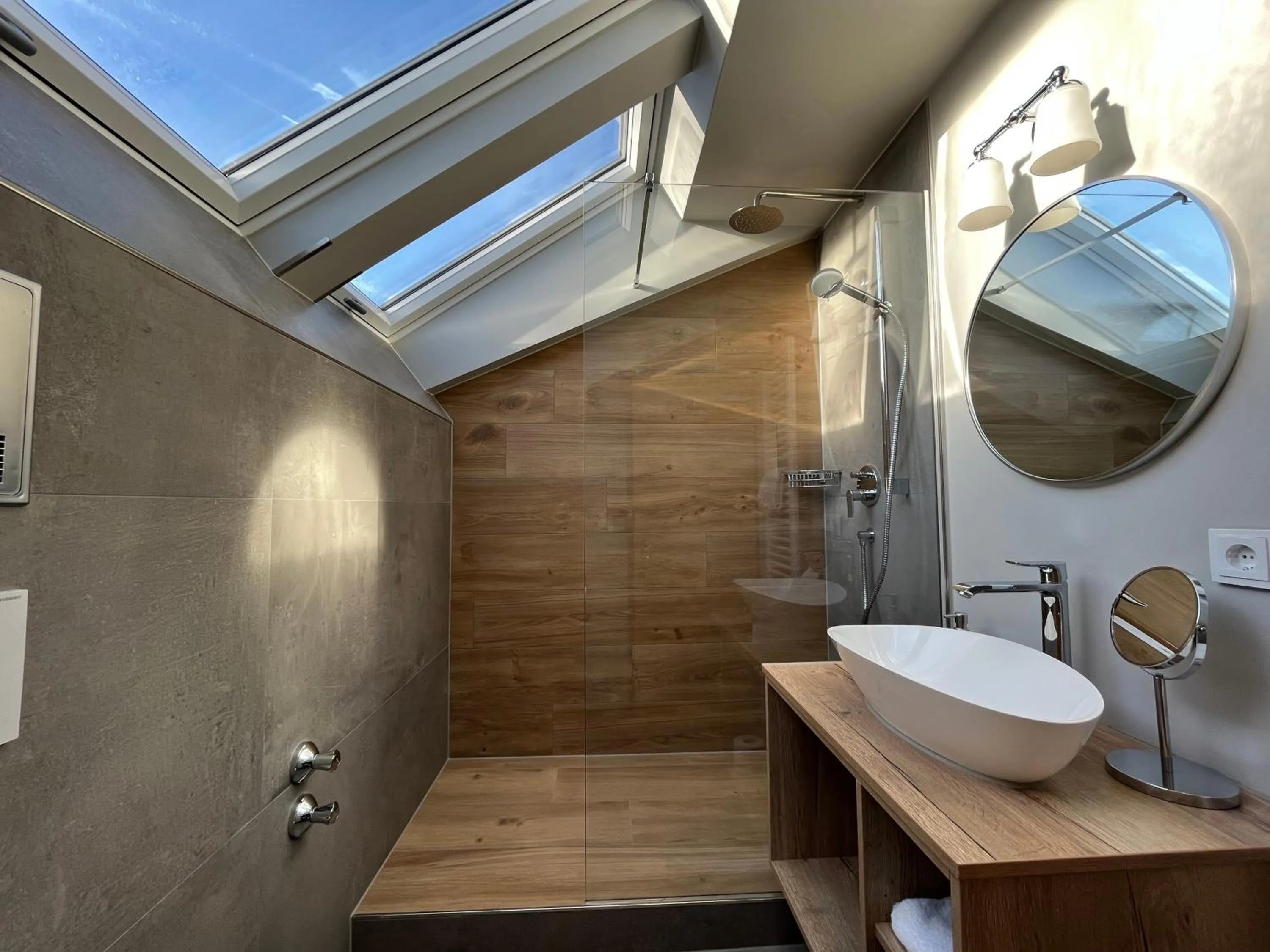 Shower in Hotel Garni Brunnthaler