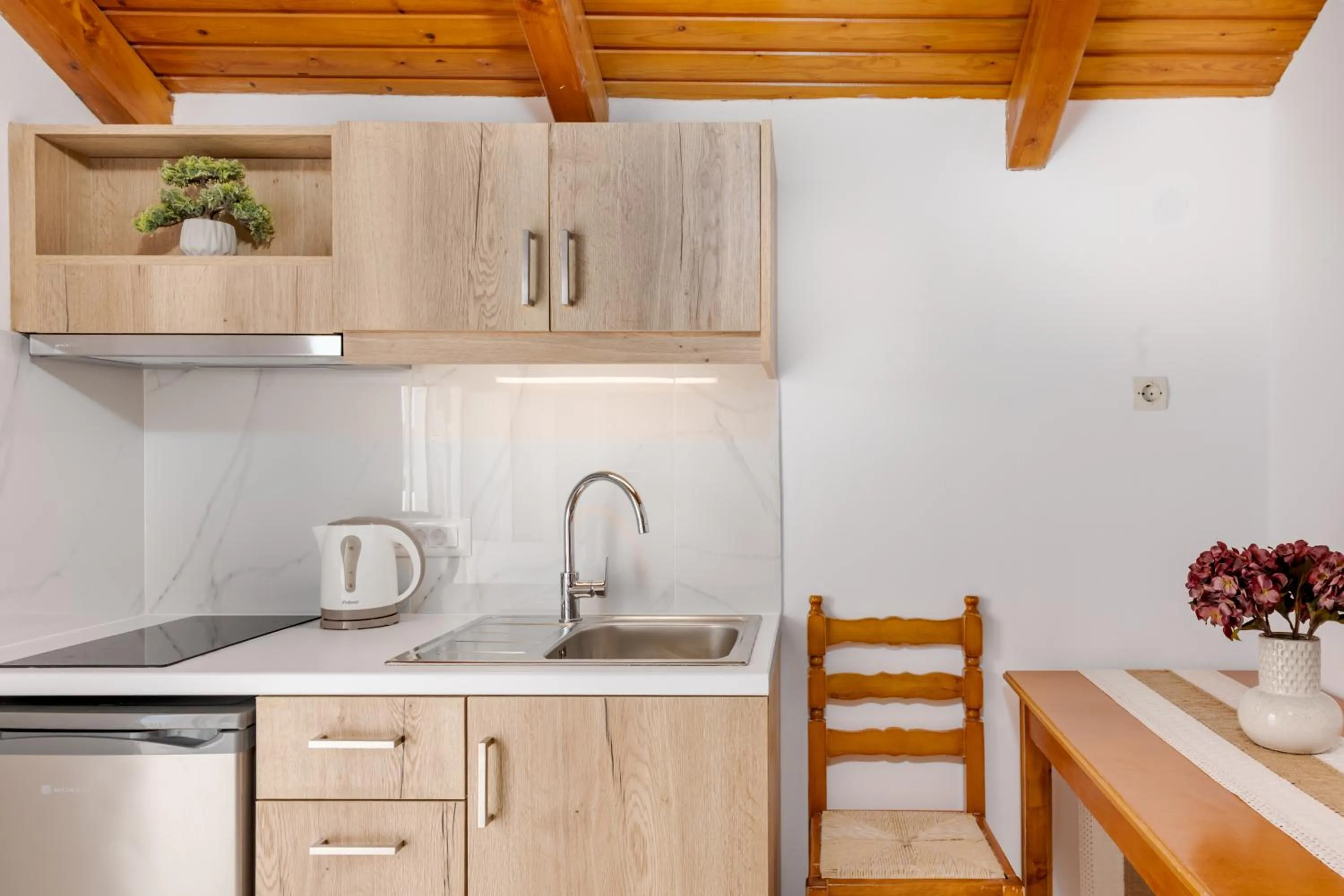 Kitchen or kitchenette in Antonis apartments