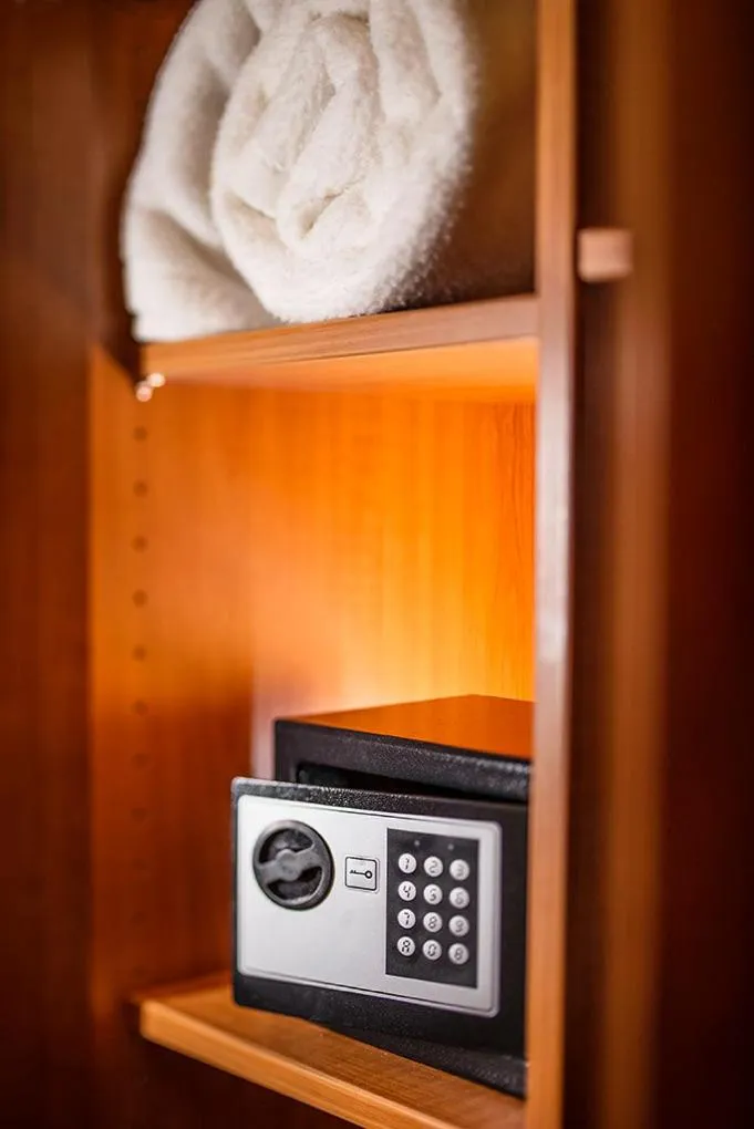 Decorative detail in Hotel Schweizer Hof - Superior