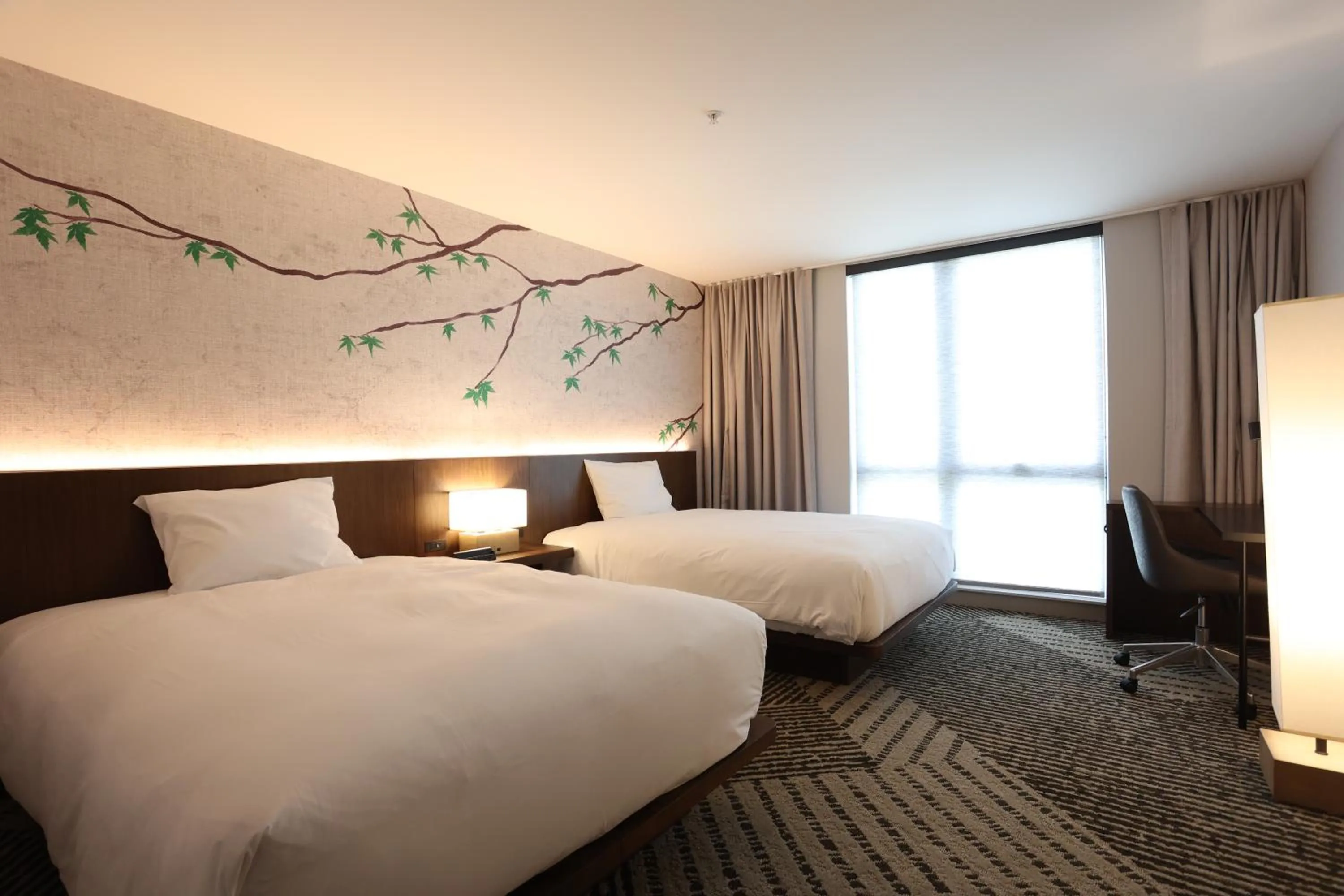 Photo of the whole room, Bed in Cedartree Hotel Portland Hillsboro