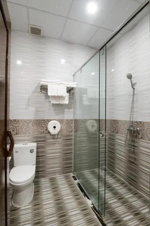 Family Room in Little Saigon Hotel Family Room in Little Saigon Hotel