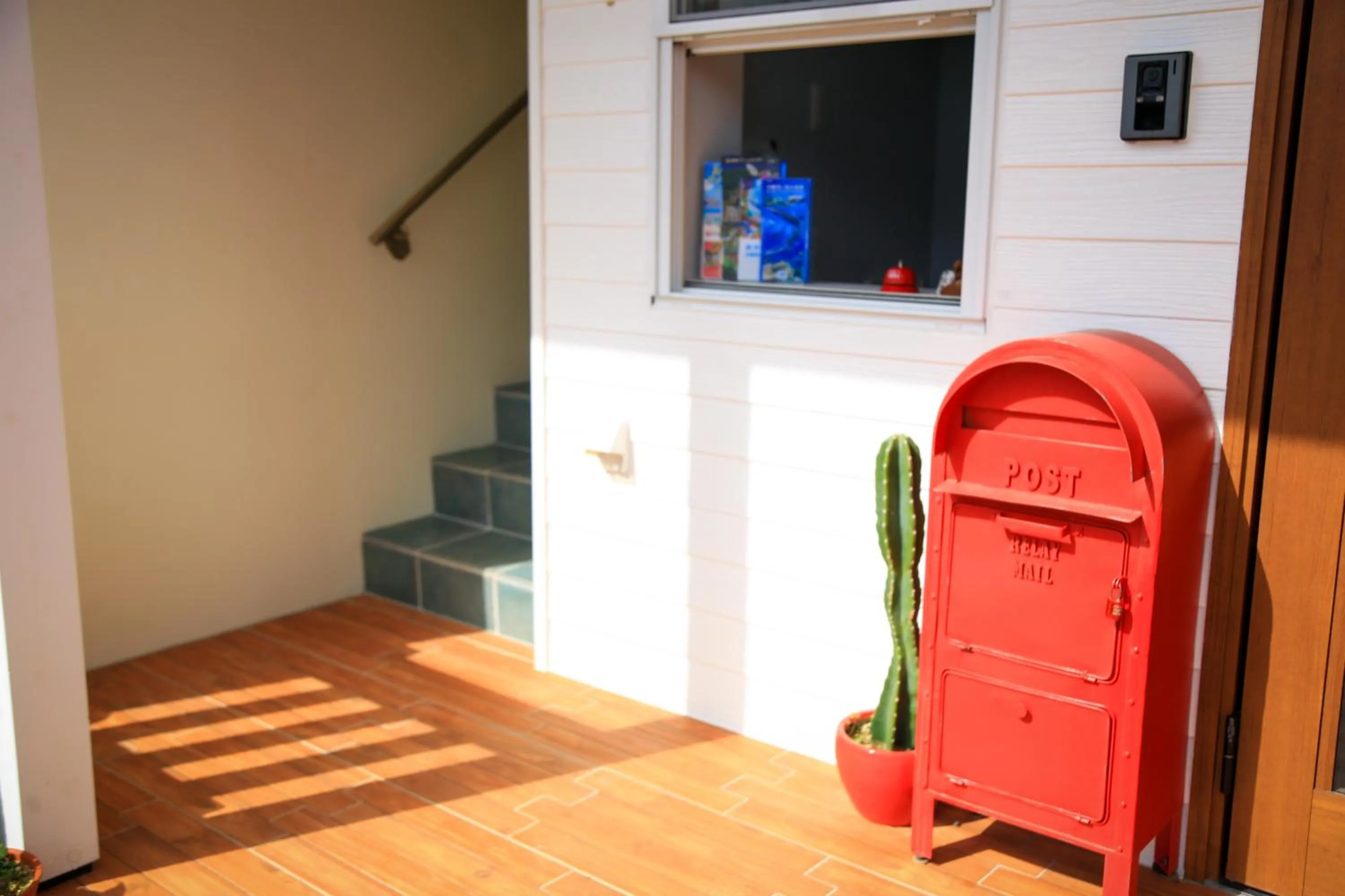 Facade/entrance in Roconia Terrace