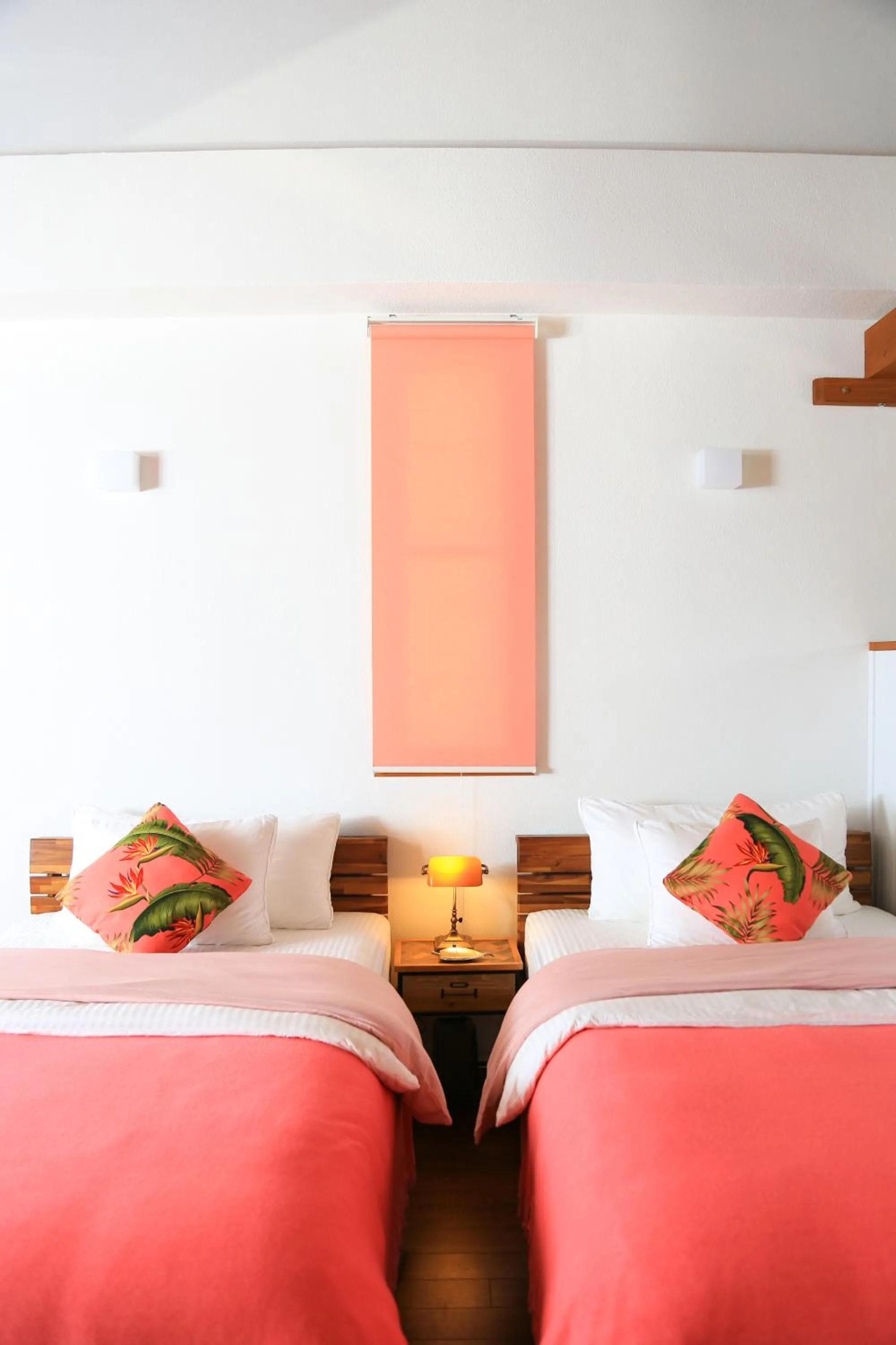 Bed in Roconia Terrace