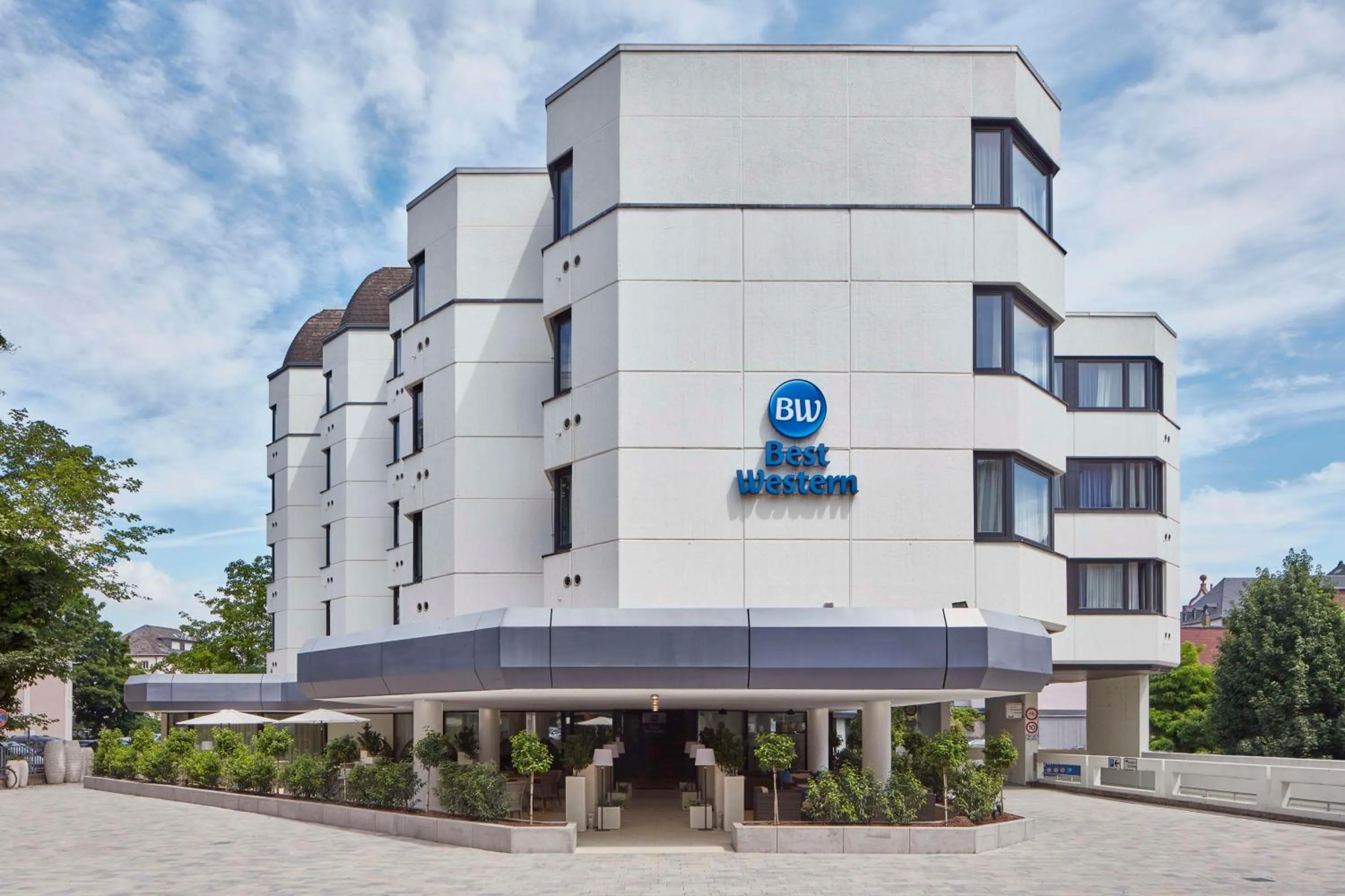 Property building in Best Western Hotel Trier City