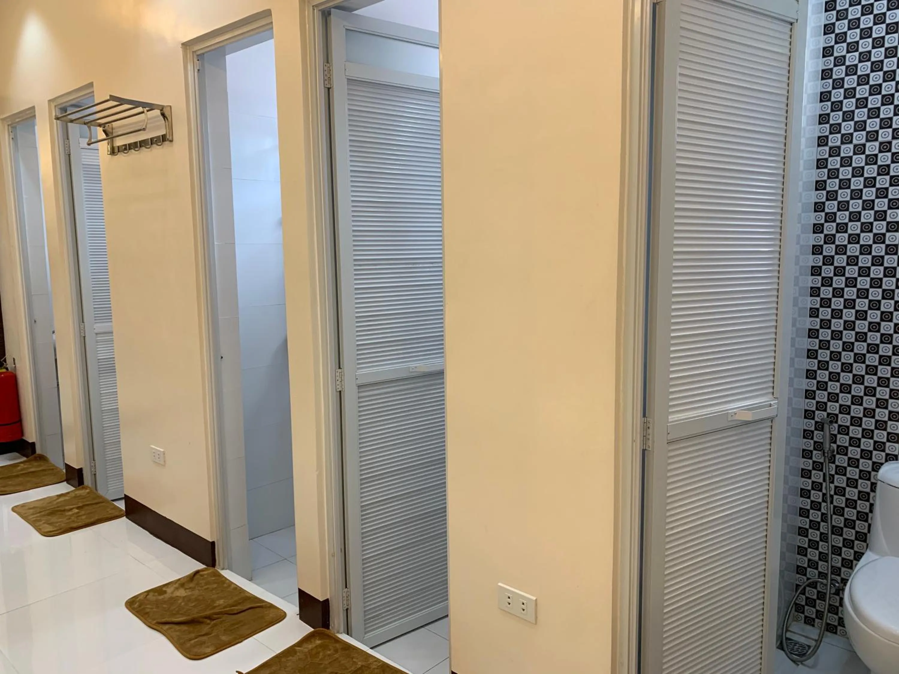 Shower in Villa MJ Maristela Beach Resort