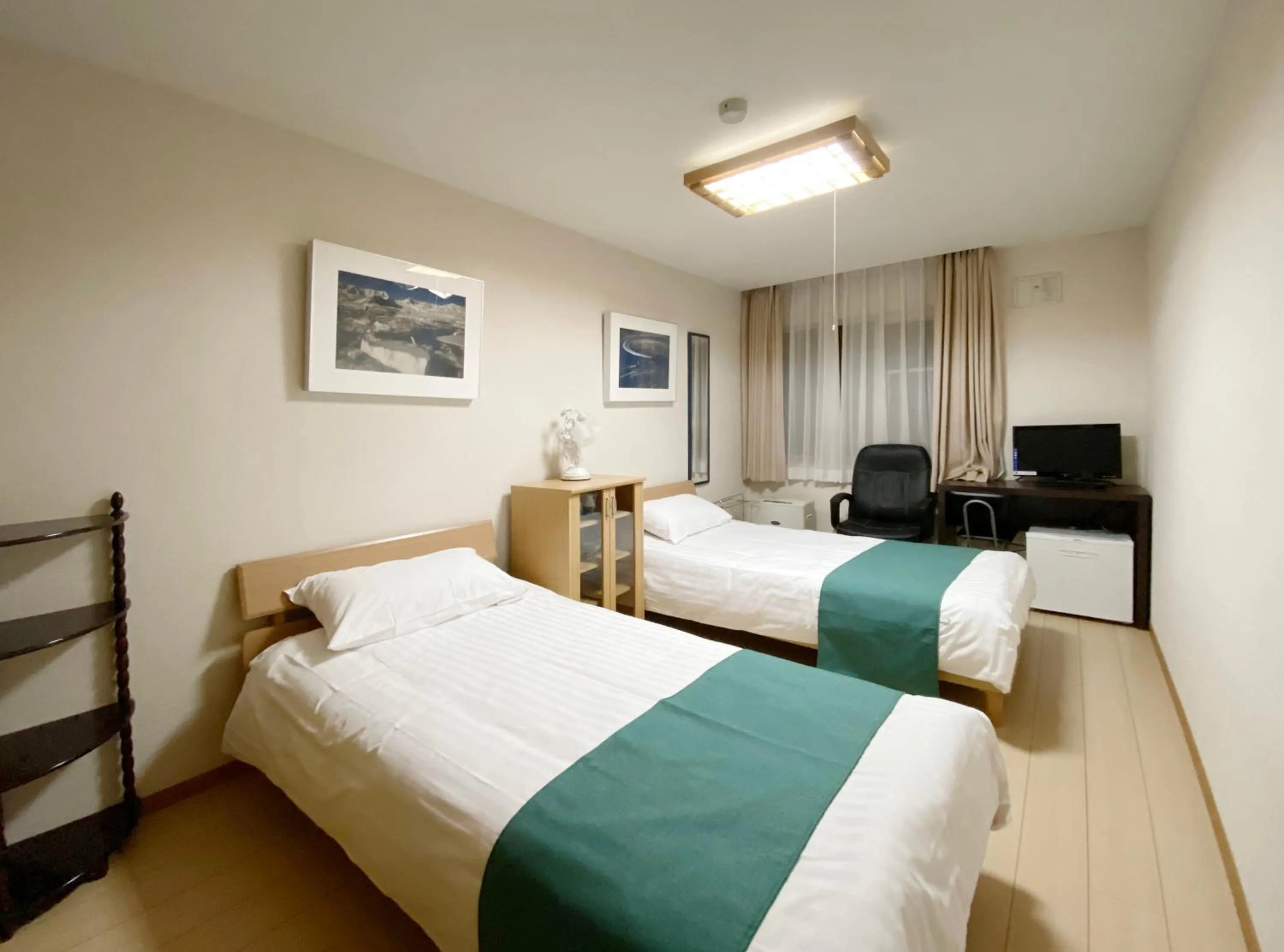 Bed in Sirogane Free Harbour Hotel