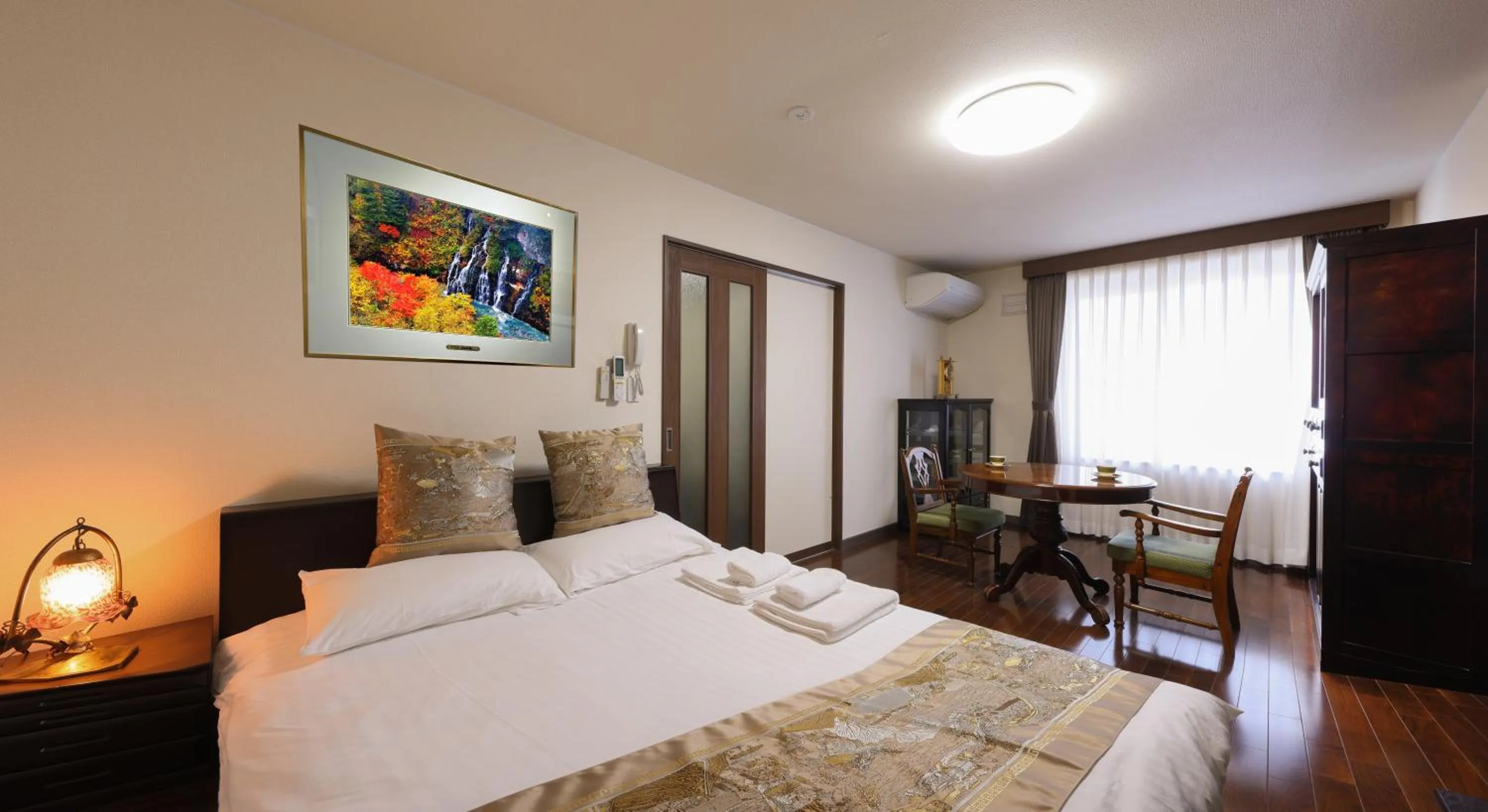 Bed in Sirogane Free Harbour Hotel