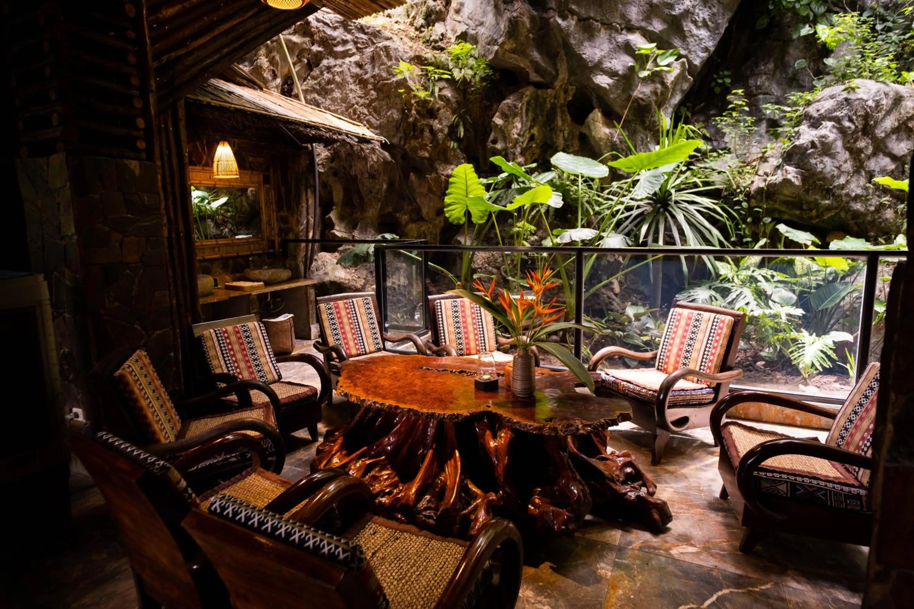 Restaurant/places to eat in Trang An Ecolodge