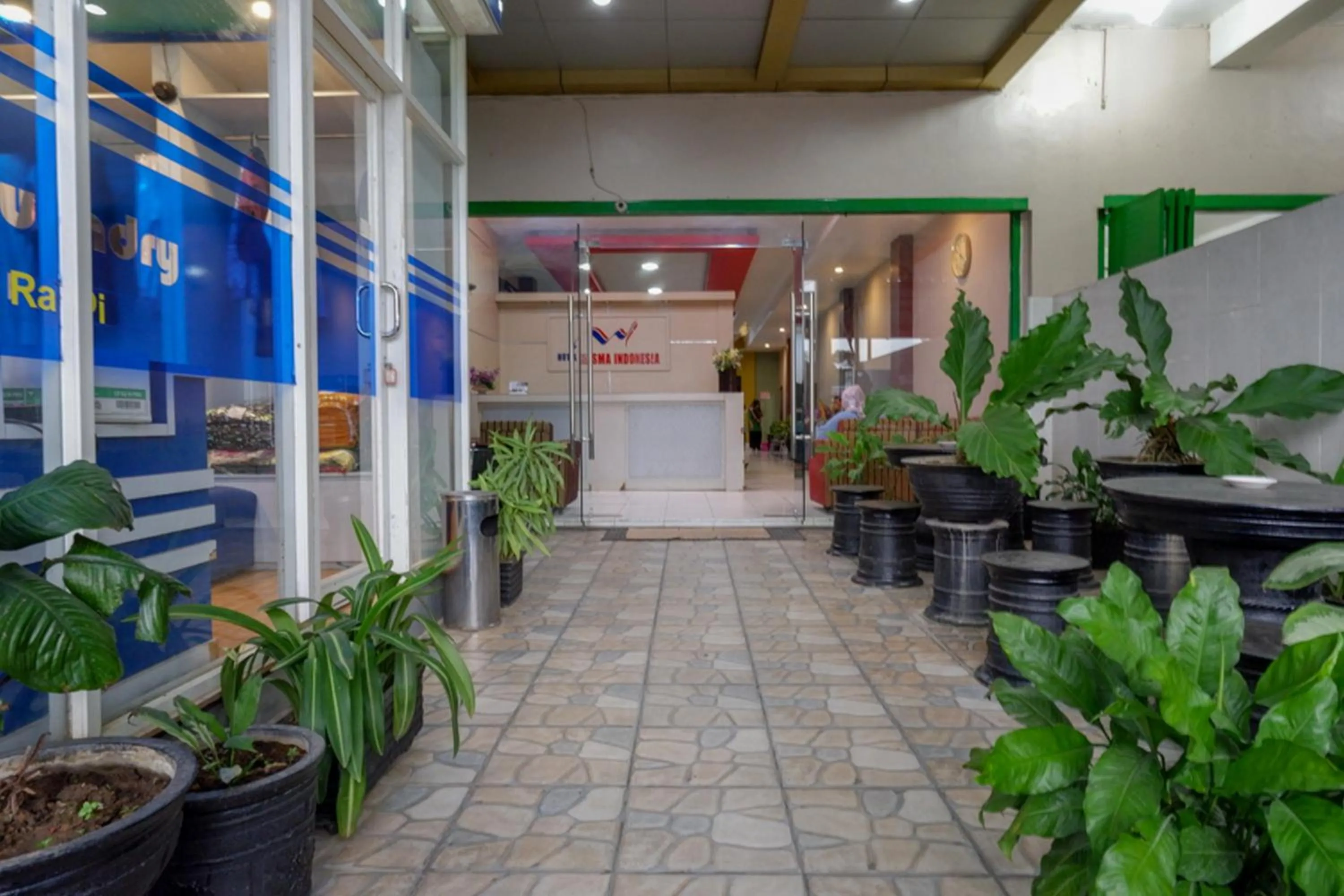 Property building in RedDoorz Syariah @ Hotel Wisma Indonesia Kendari