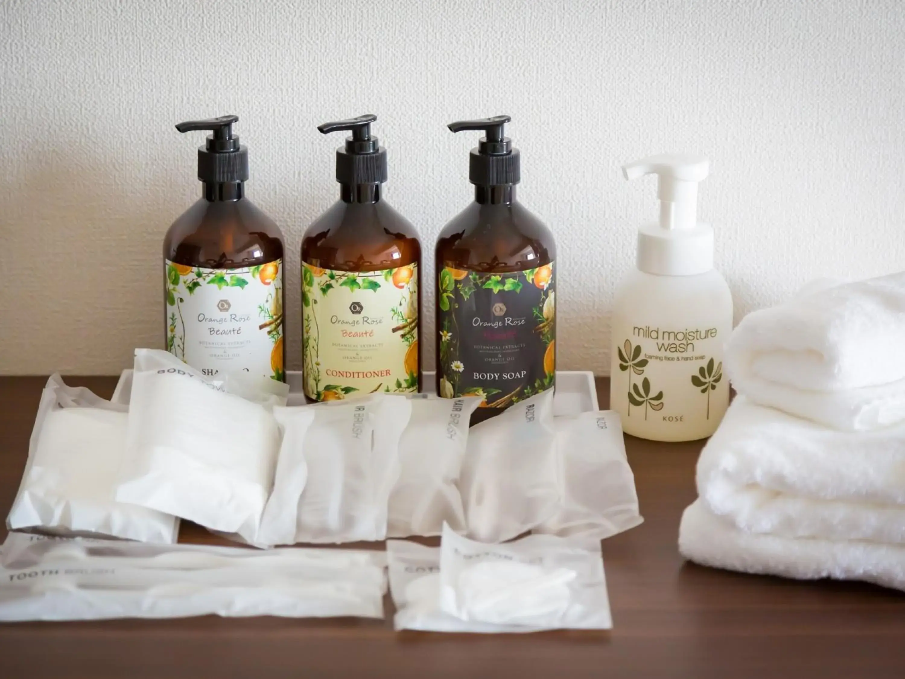 Standard Twin Room with Sea View in Hotel Peace Island Nago Standard Twin Room with Sea View in Hotel Peace Island Nago