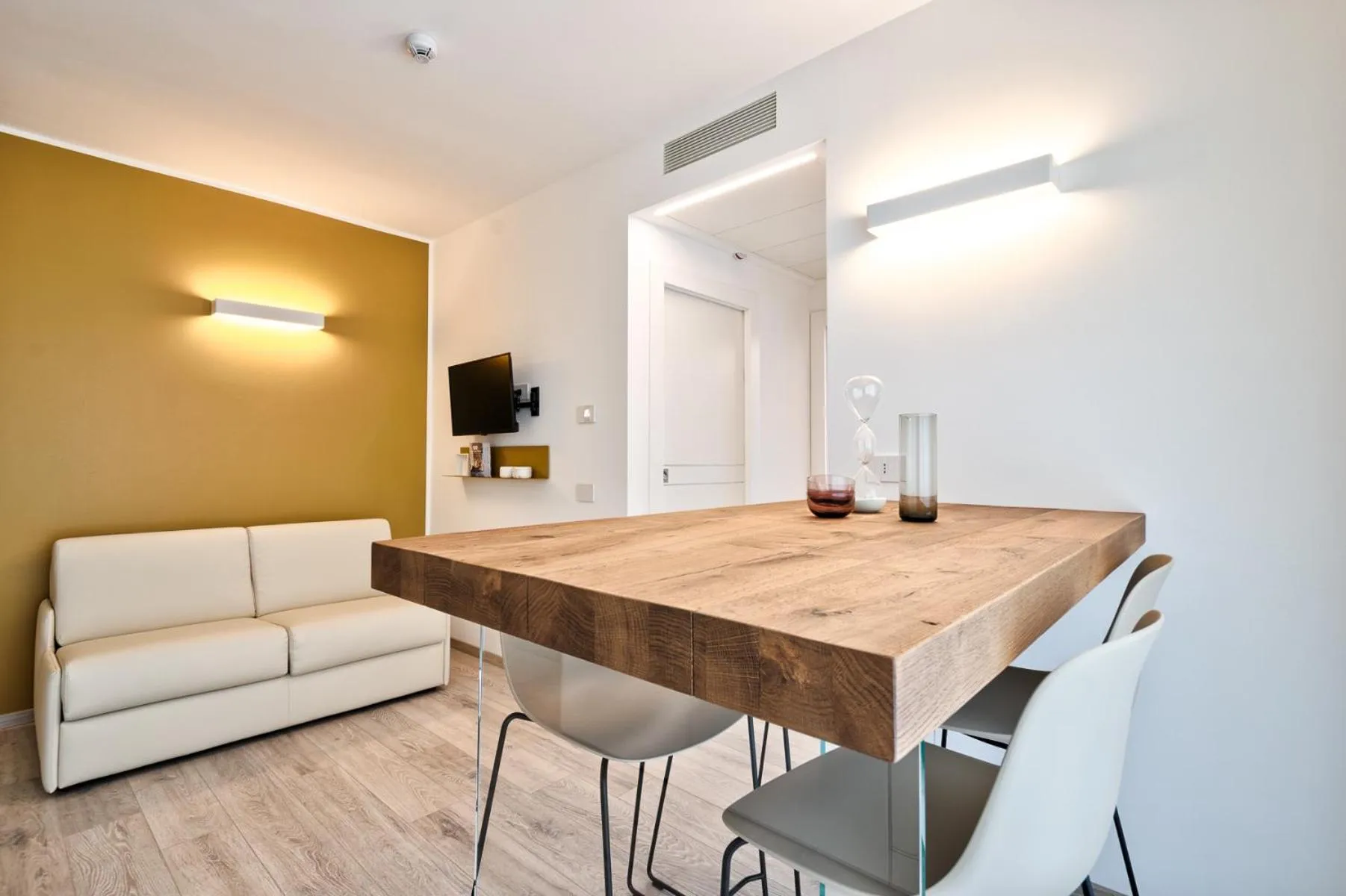 TV and multimedia in Albamarina Residence