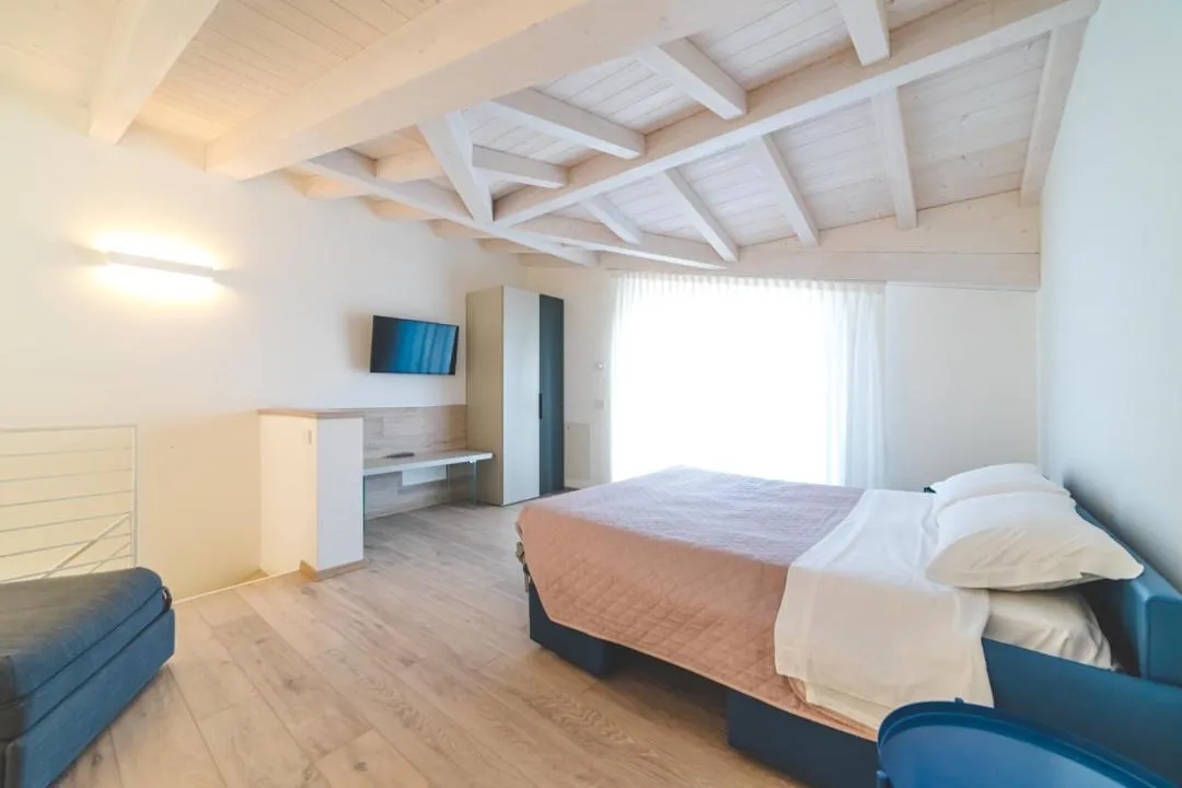 Albamarina Residence