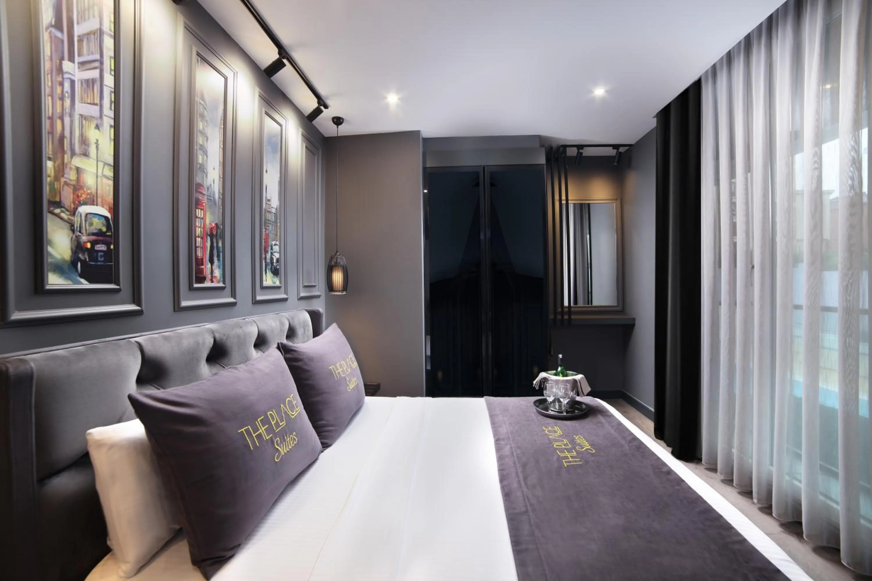 Bed in Ataşehir The Place Suites