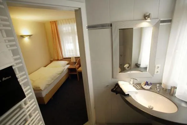 Bed in Hotel Altes Rathaus