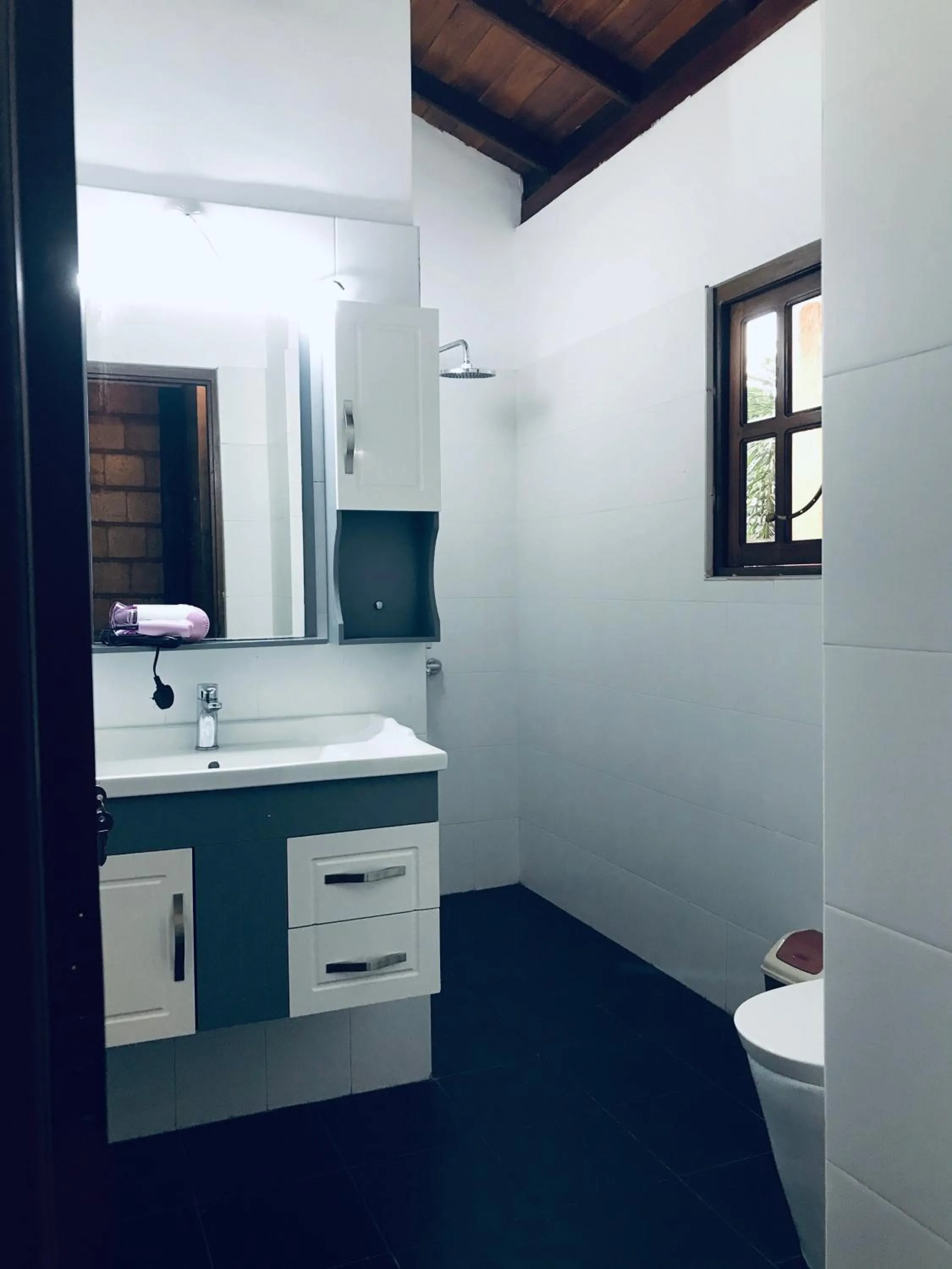 Bathroom in Ravan Resort Tangalle