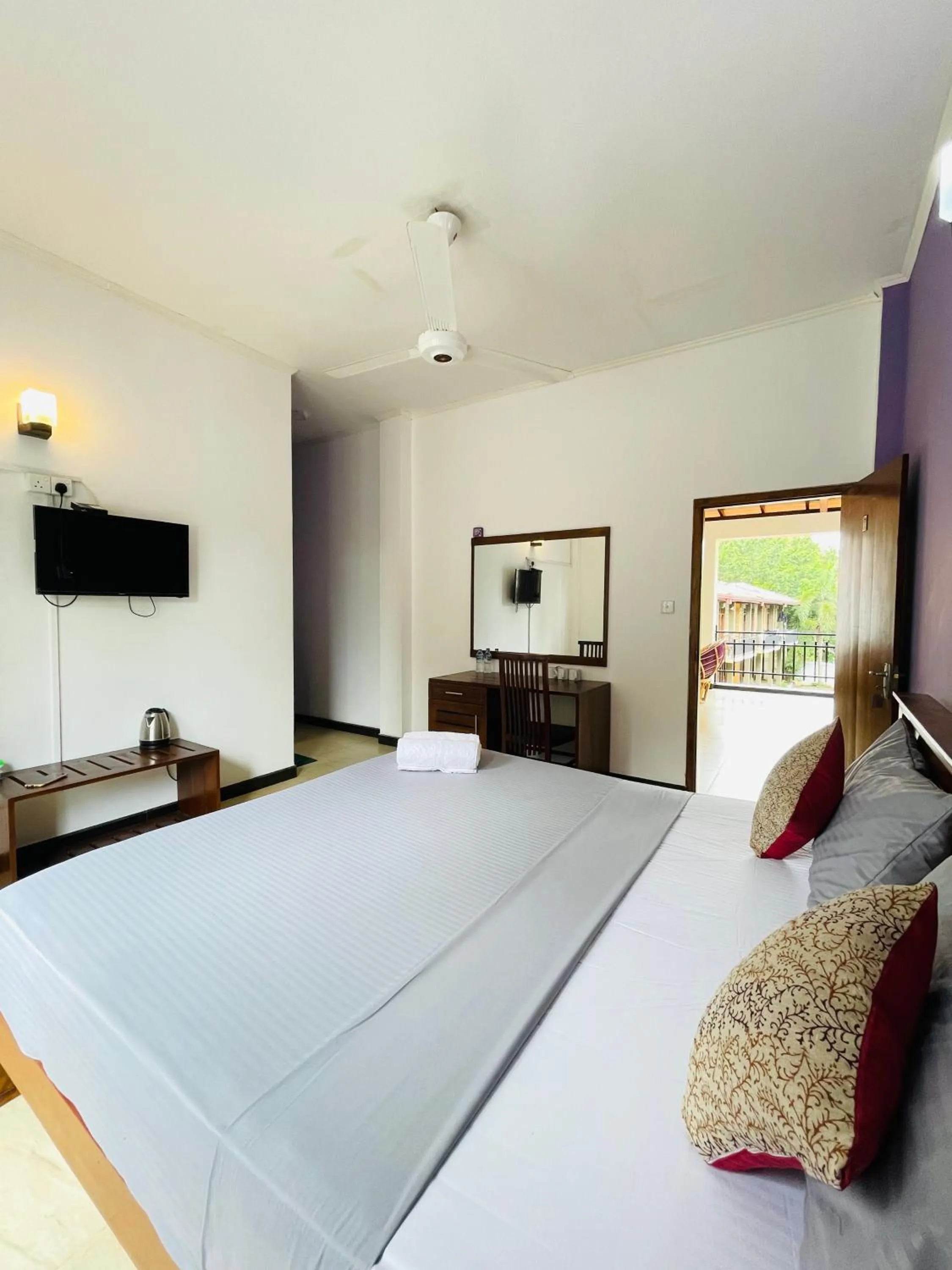 Bed in Ravan Resort Tangalle