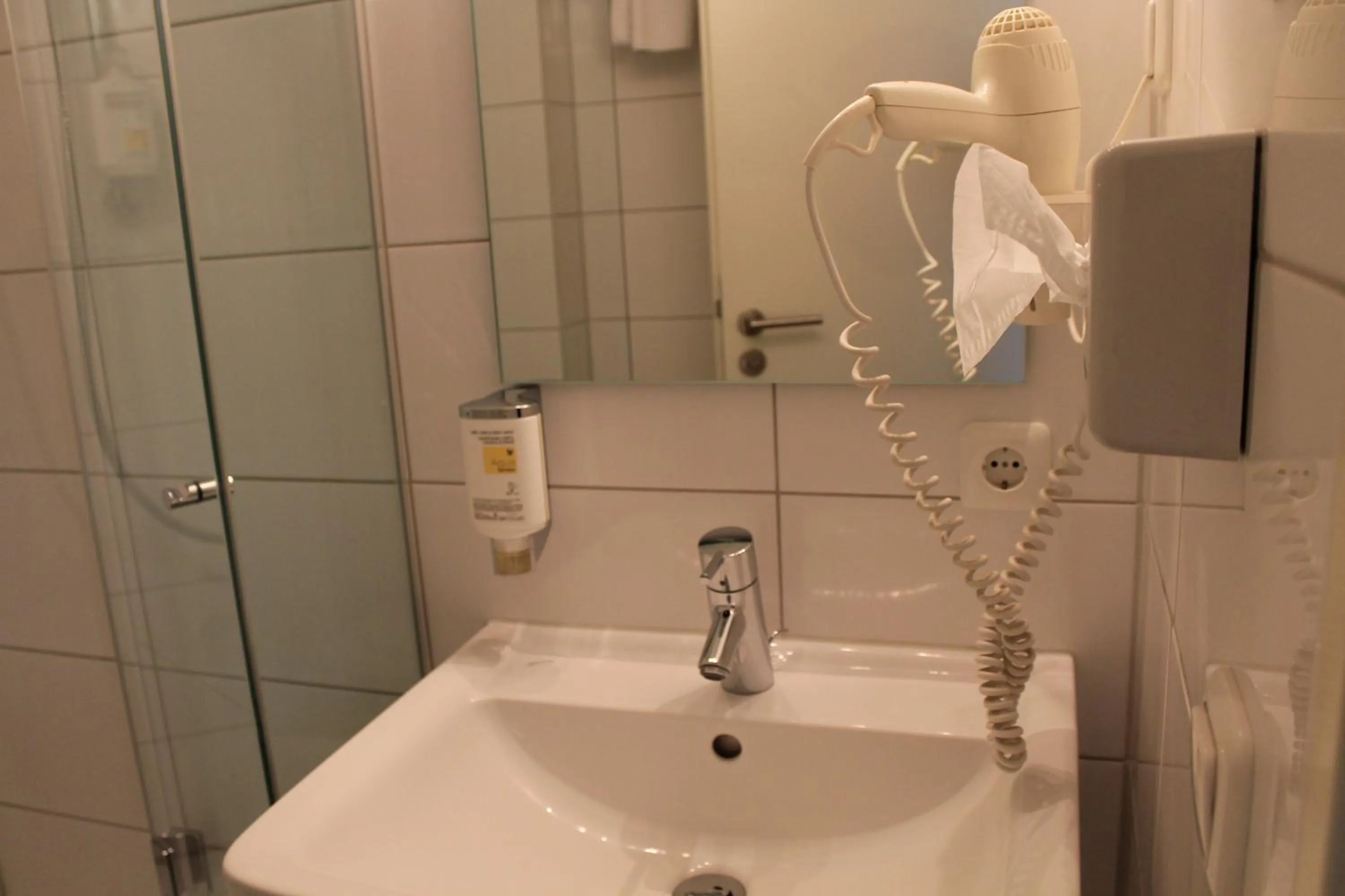 Bathroom in Hotel am Viktualienmarkt