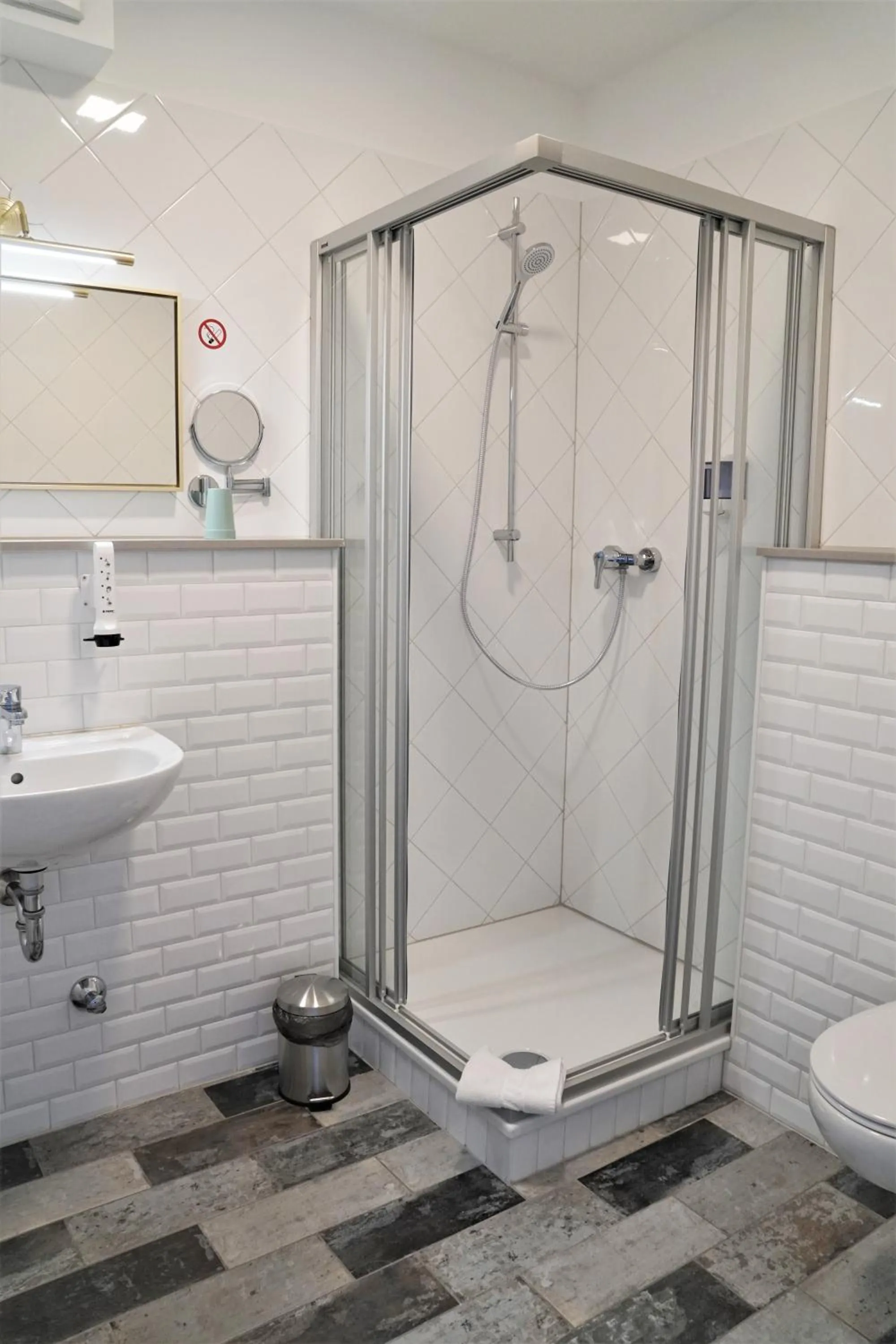 Bathroom in Zimmer for you