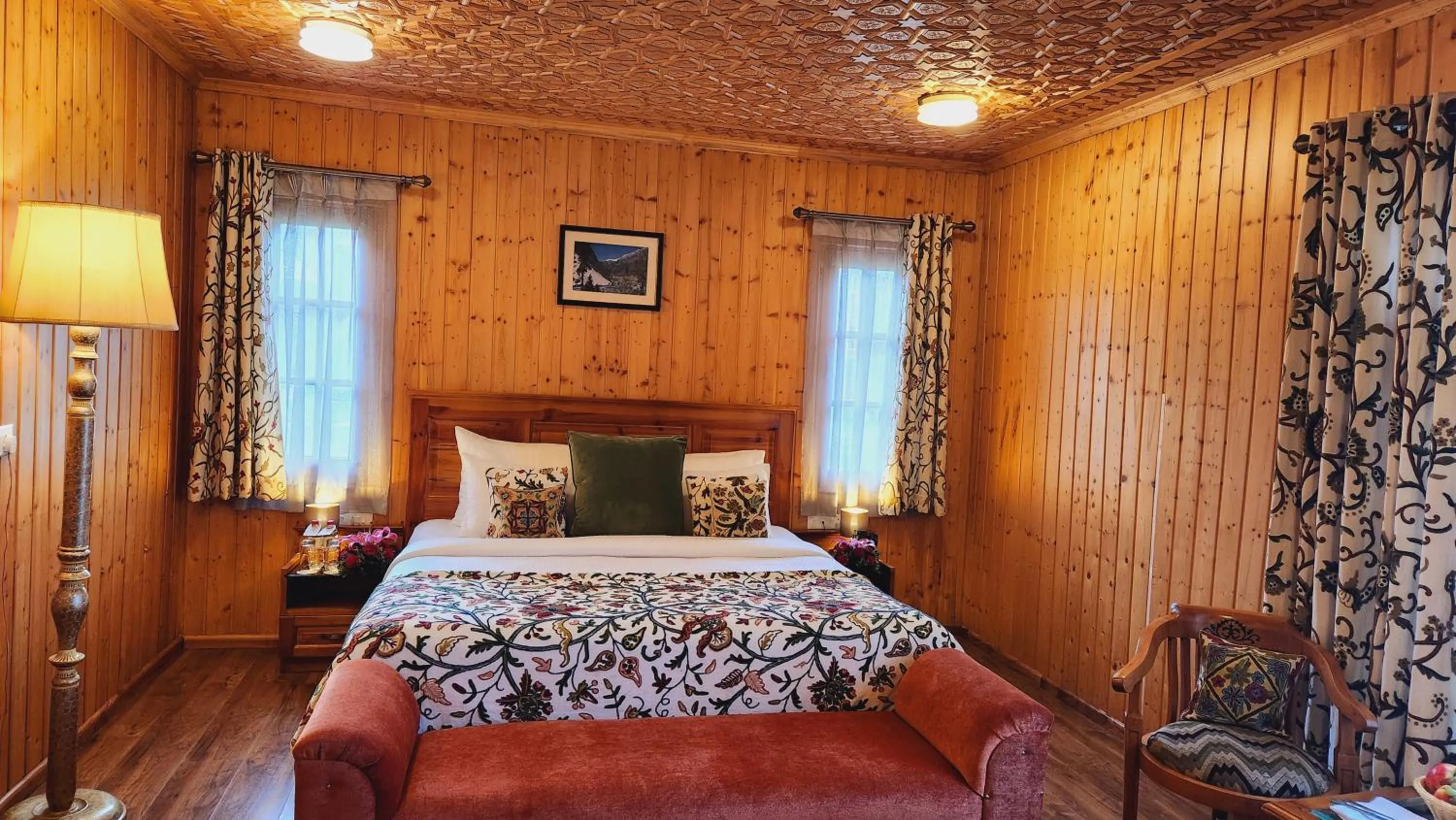 Photo of the whole room, Bed in Shaw Inn by Stay Pattern