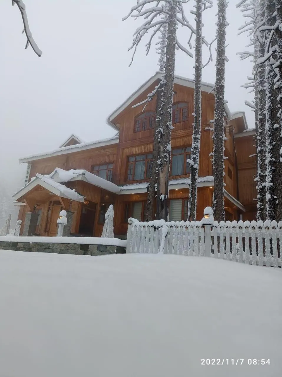 Property building in Shaw Inn by Stay Pattern