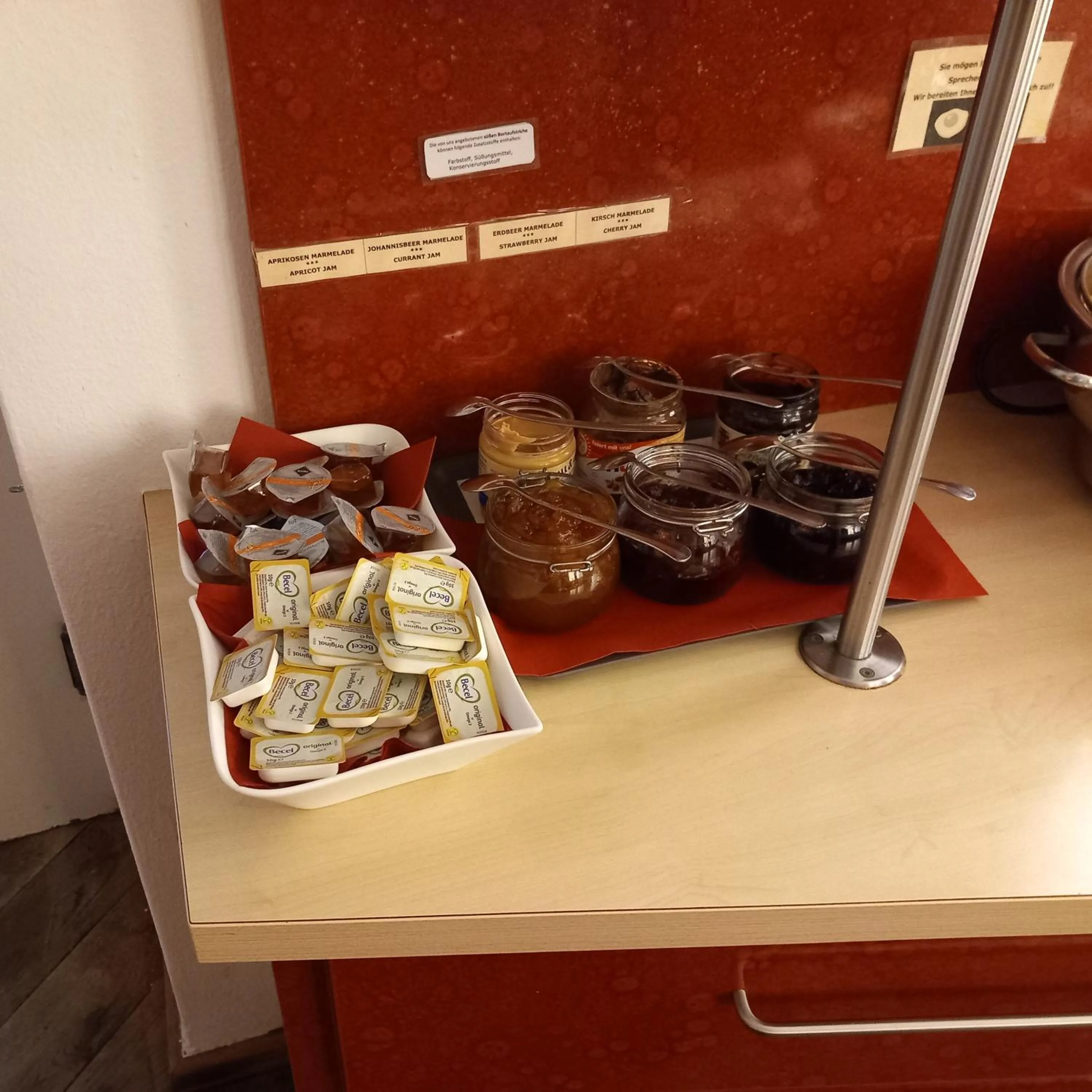 Breakfast in Stadt-gut-Hotel Rheinischer Hof