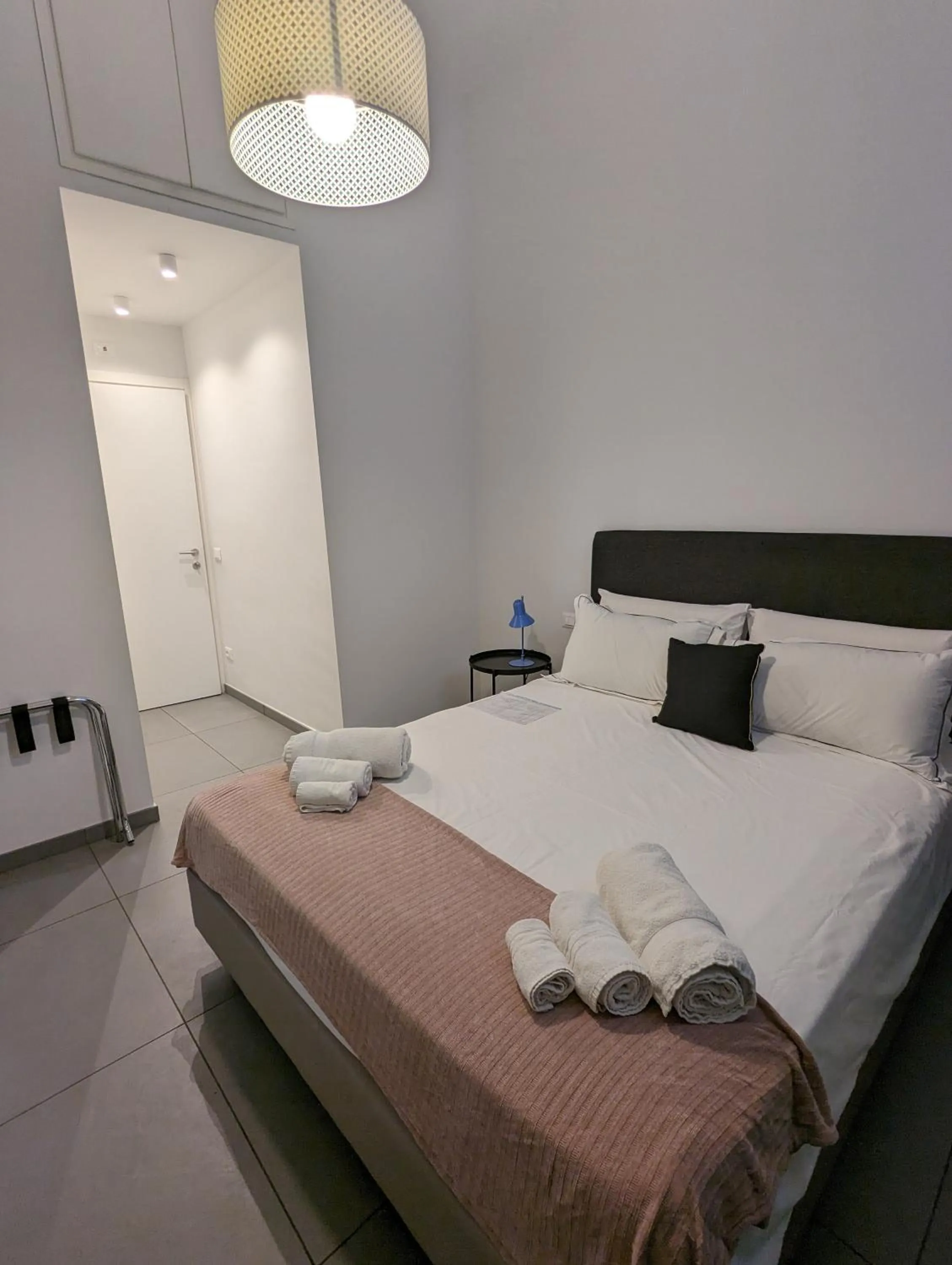 Bed in Zefiro Suites