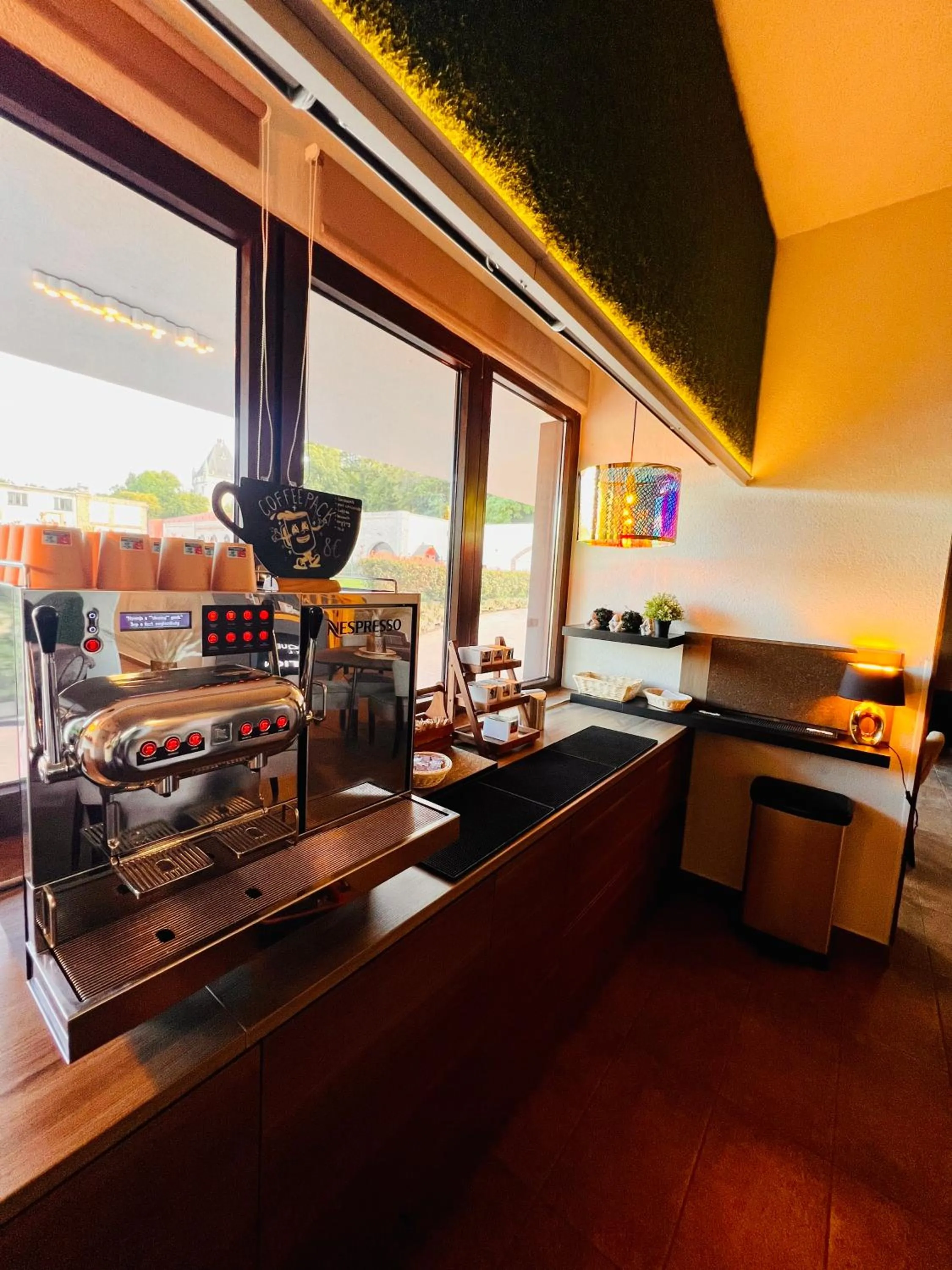Coffee/tea facilities in Boutique Hotel & Event Center