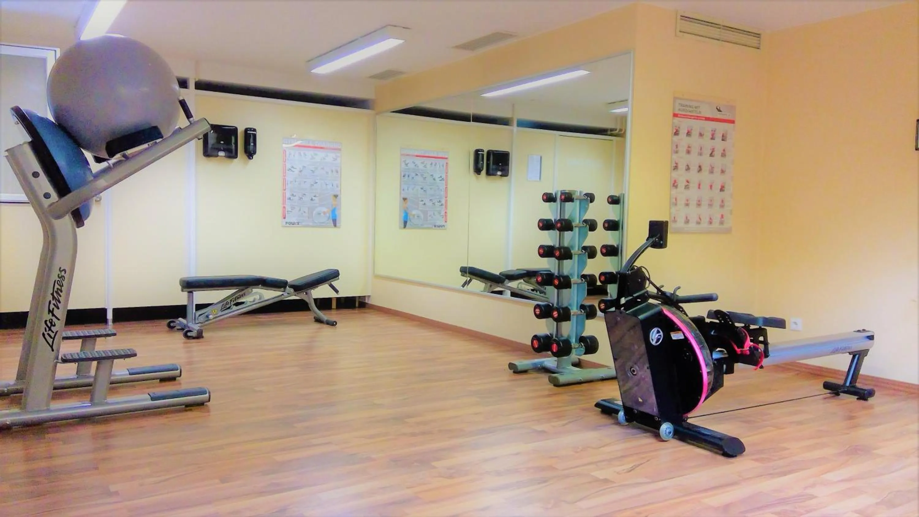 Fitness centre/facilities in relexa hotel Schatten Stuttgart