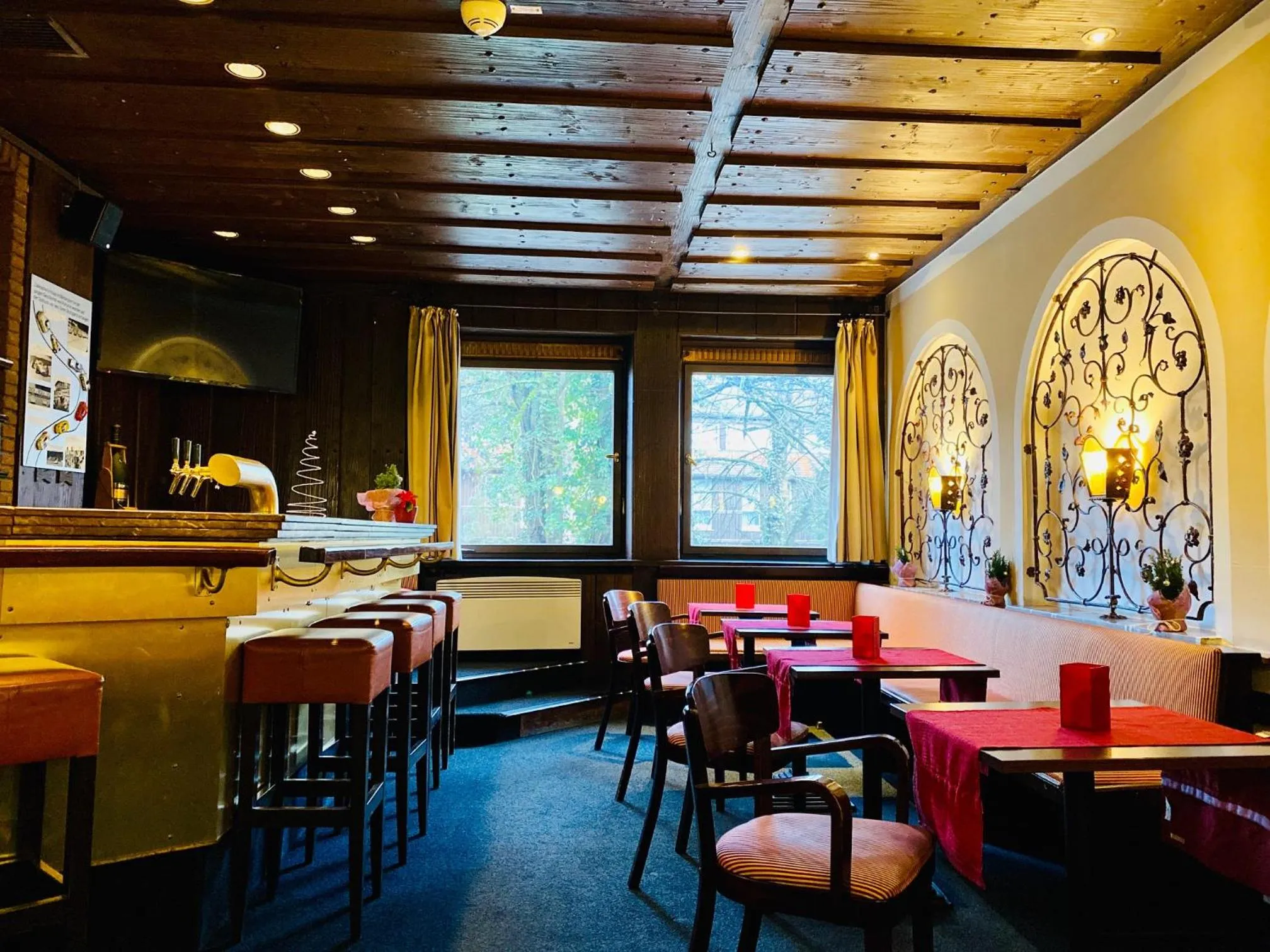 Lounge or bar in relexa hotel Schatten Stuttgart