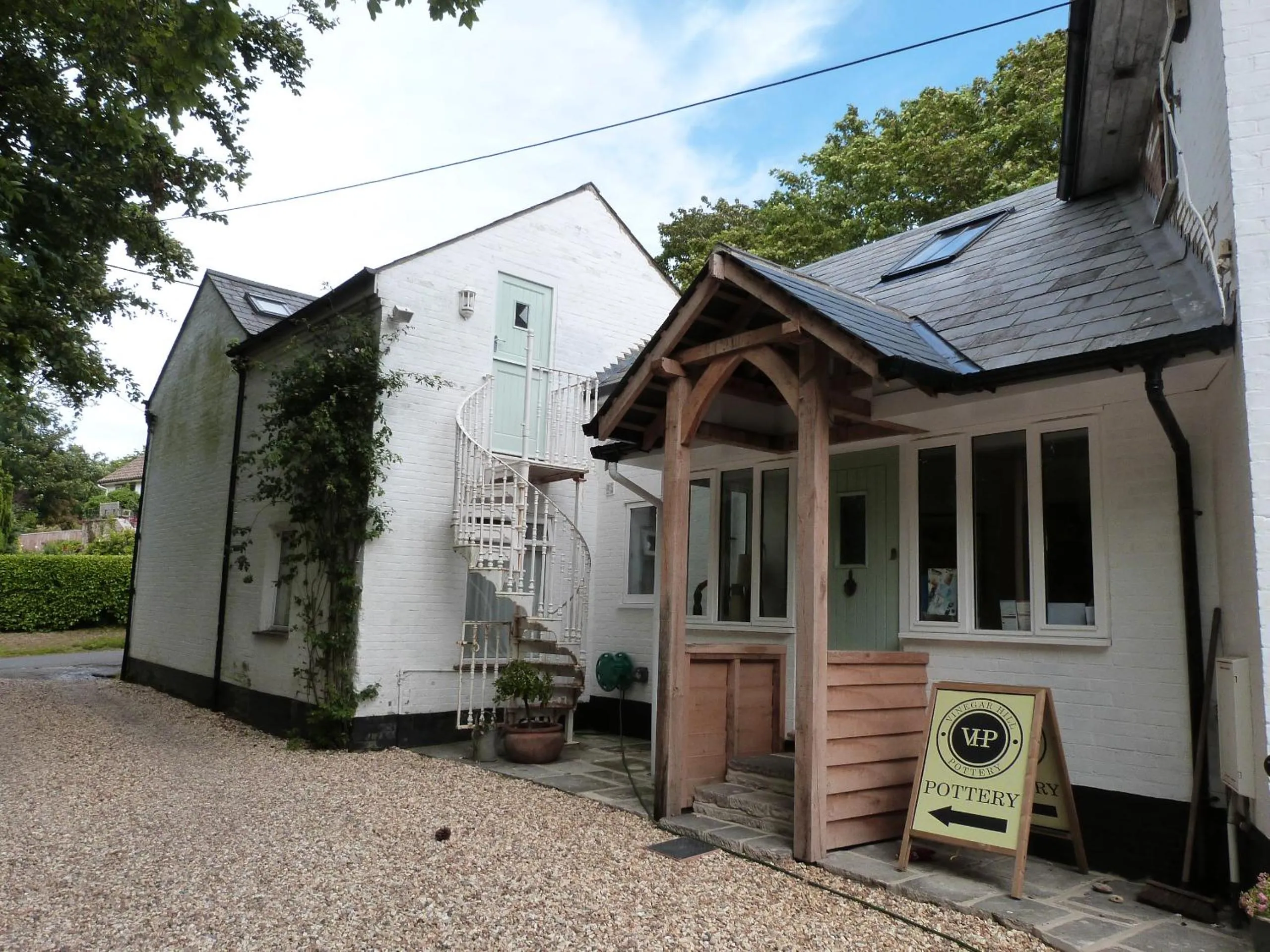 Facade/entrance in Vinegar Hill Pottery